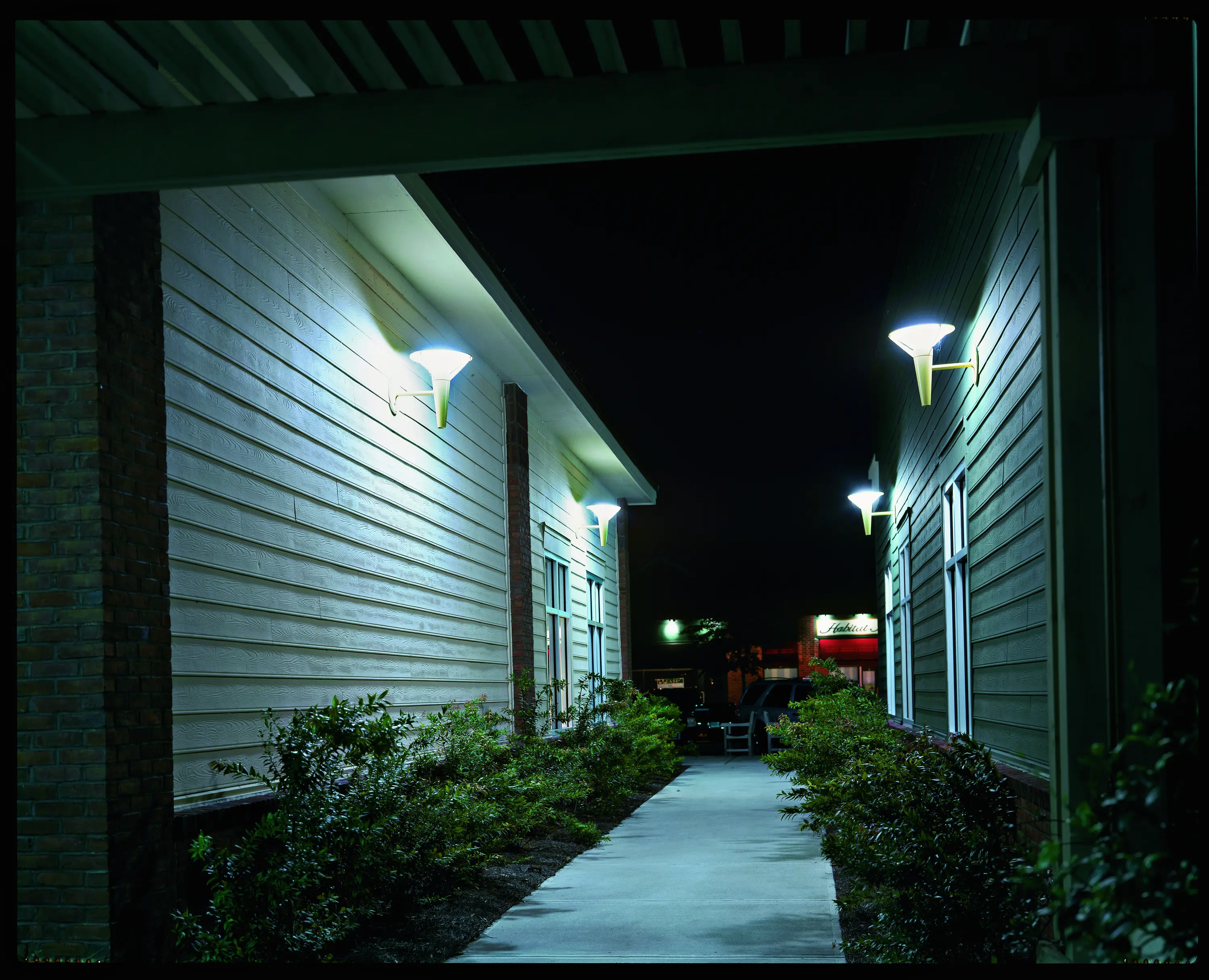 Kipp Wall Lamp