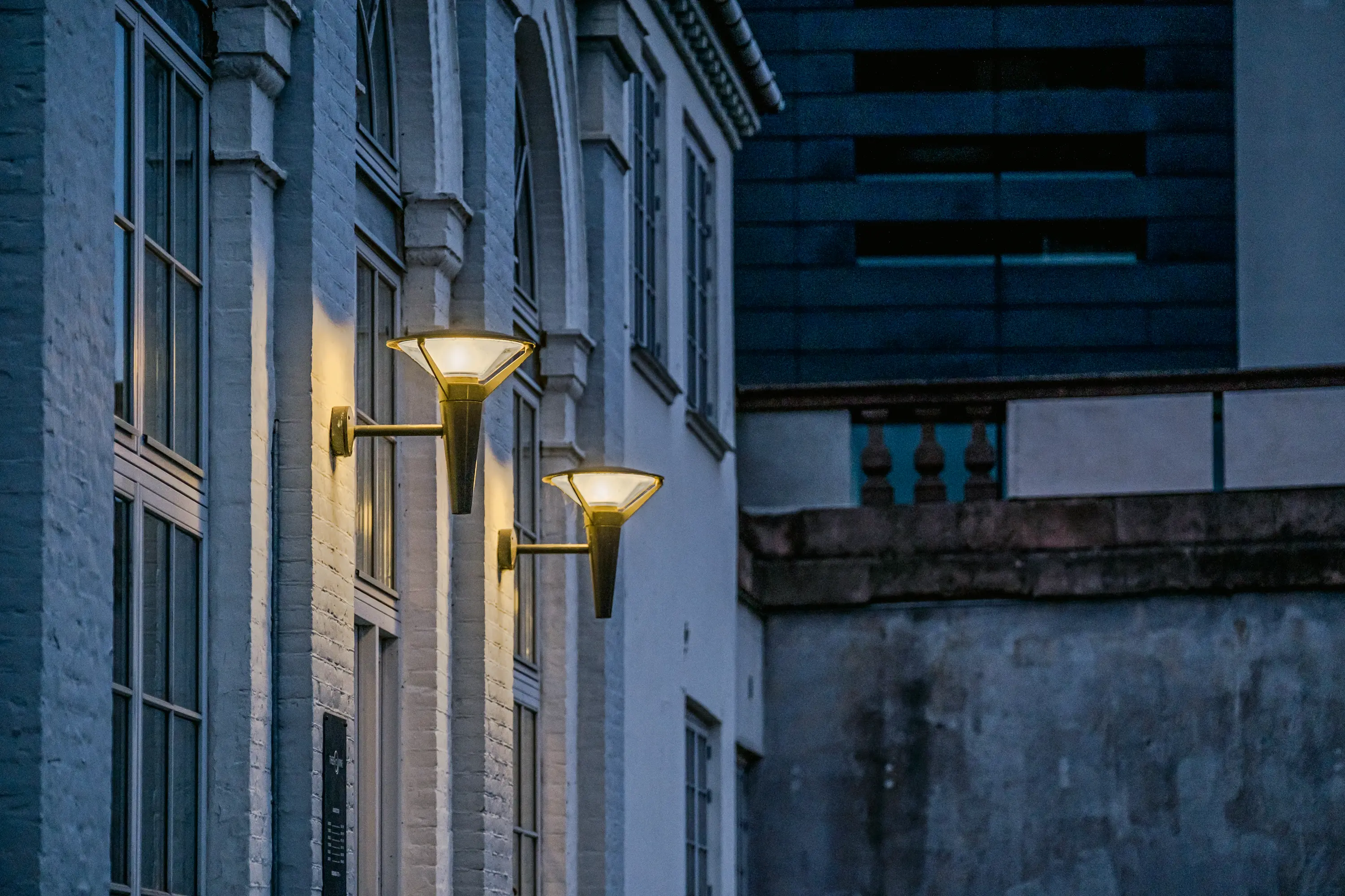 Kipp Wall Lamp