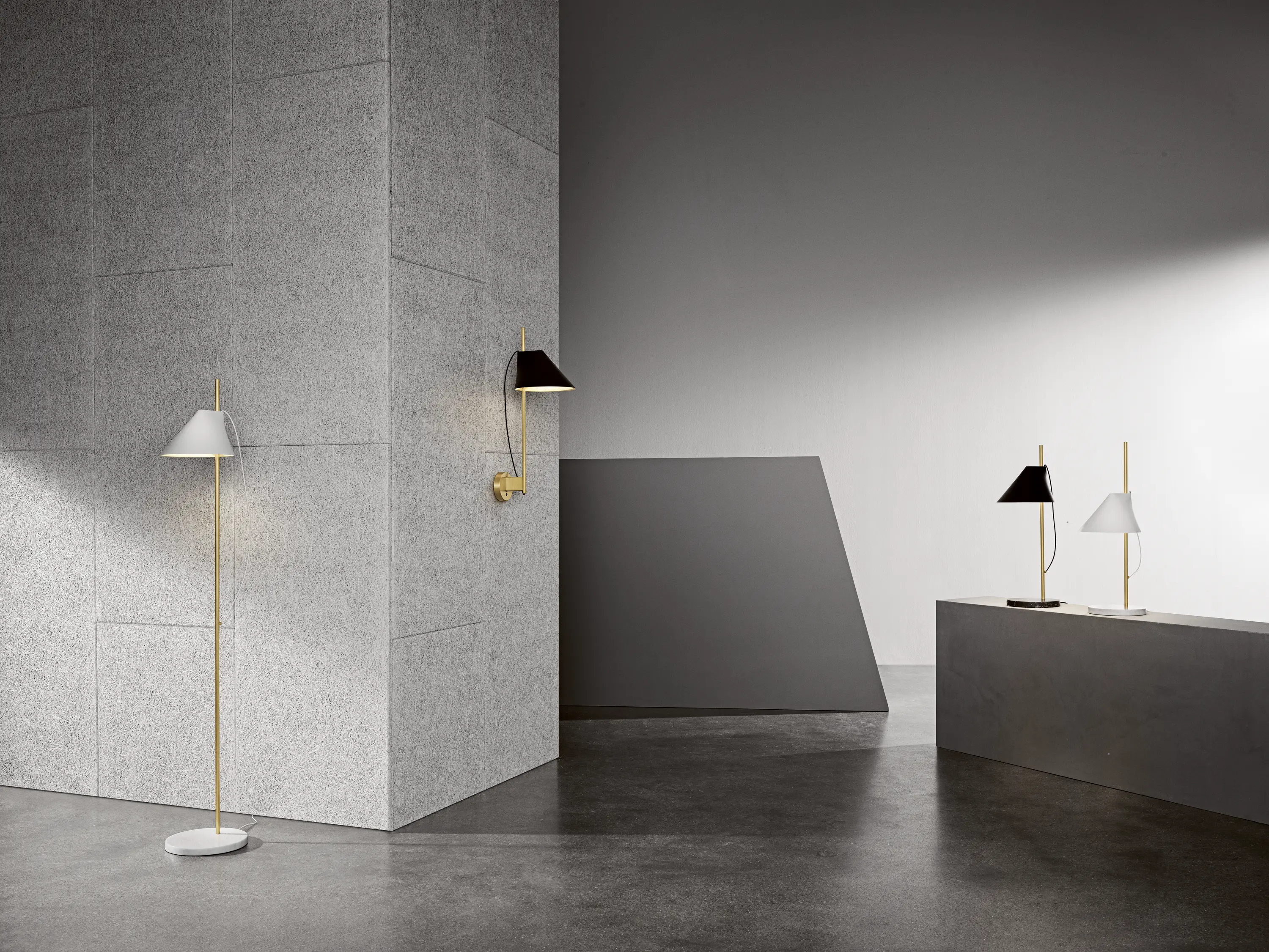 Yuh Wall Lamp