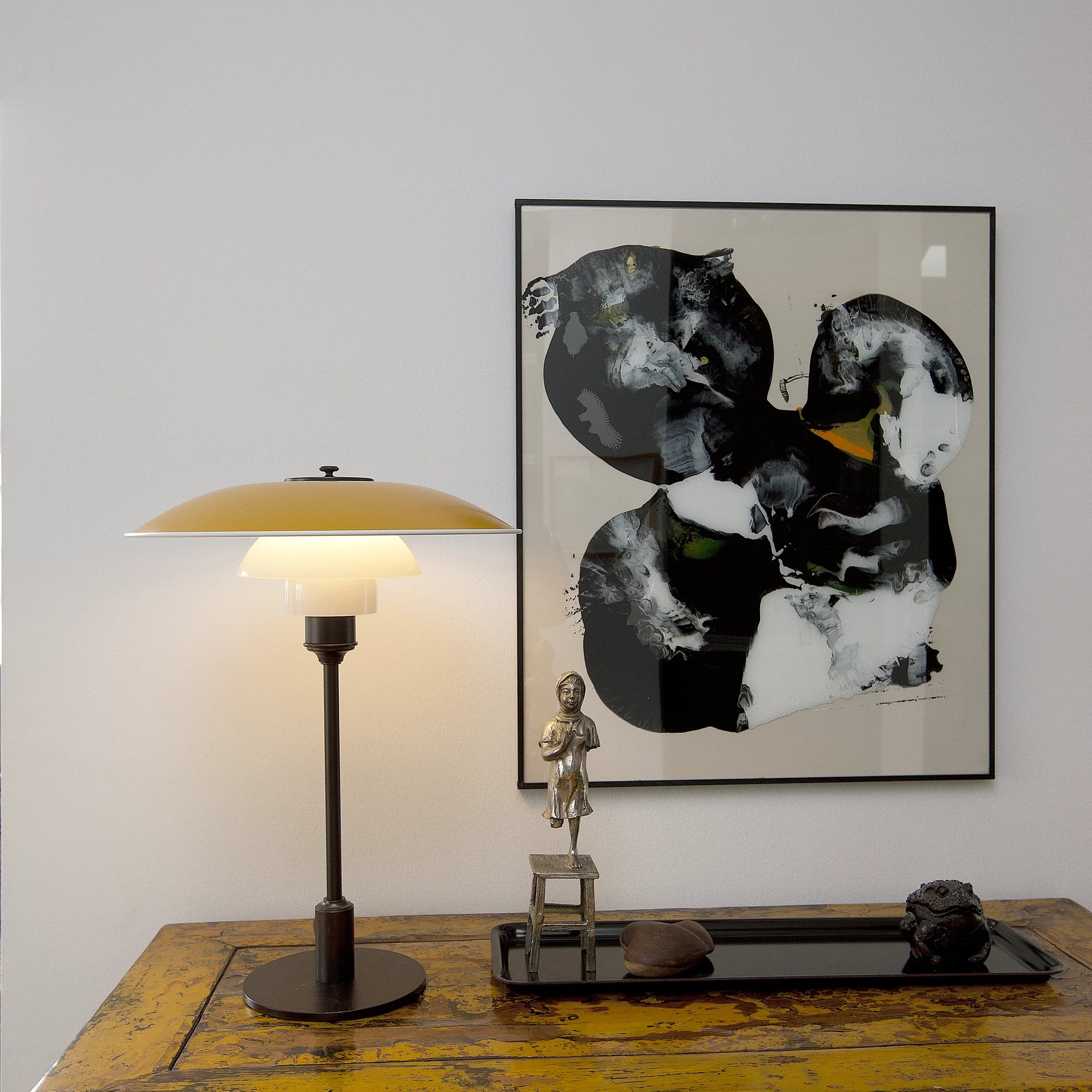 PH 3½-2½ Metal Table Lamp by Poul Henningsen | Louis Poulsen PH 3½-2½ Metal Table Lamp by Poul Henningsen | Louis Poulsen