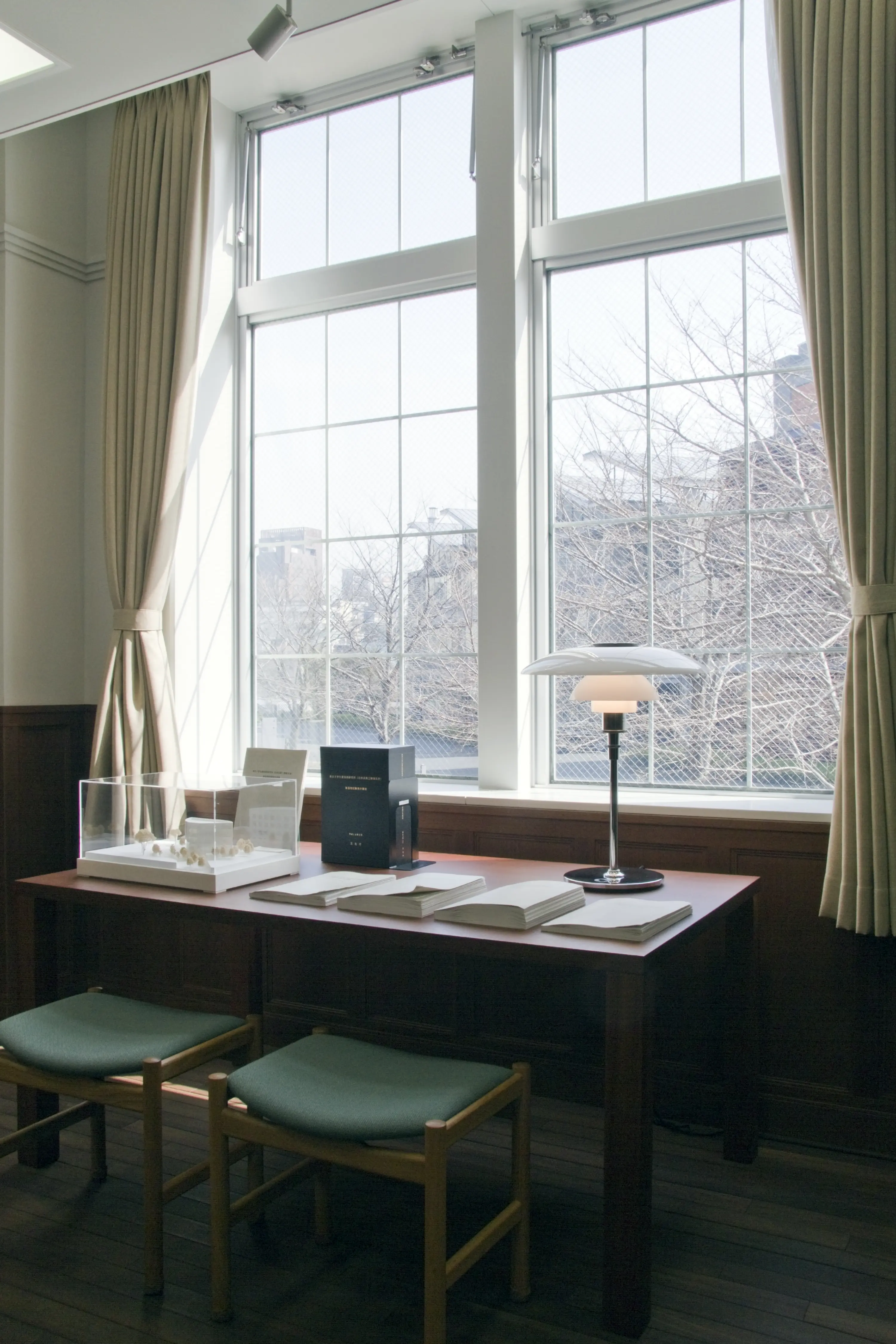 PH 4½-3½ Glass Table Lamp by Poul Henningsen | Louis Poulsen