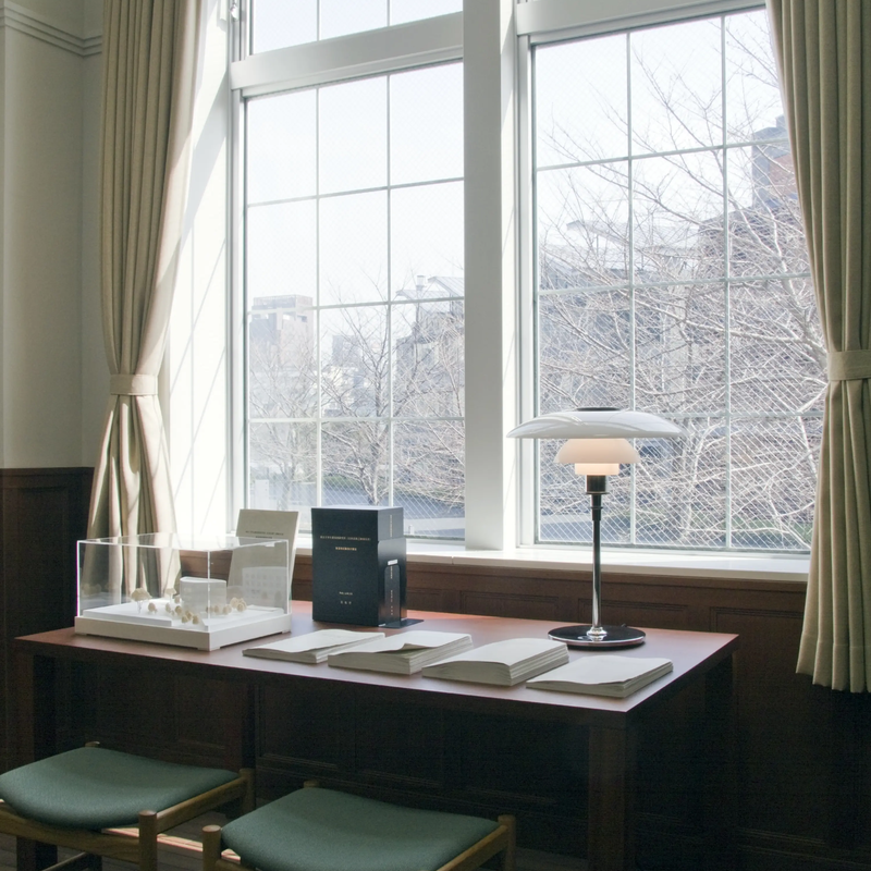 PH 4½-3½ Table Lamp
