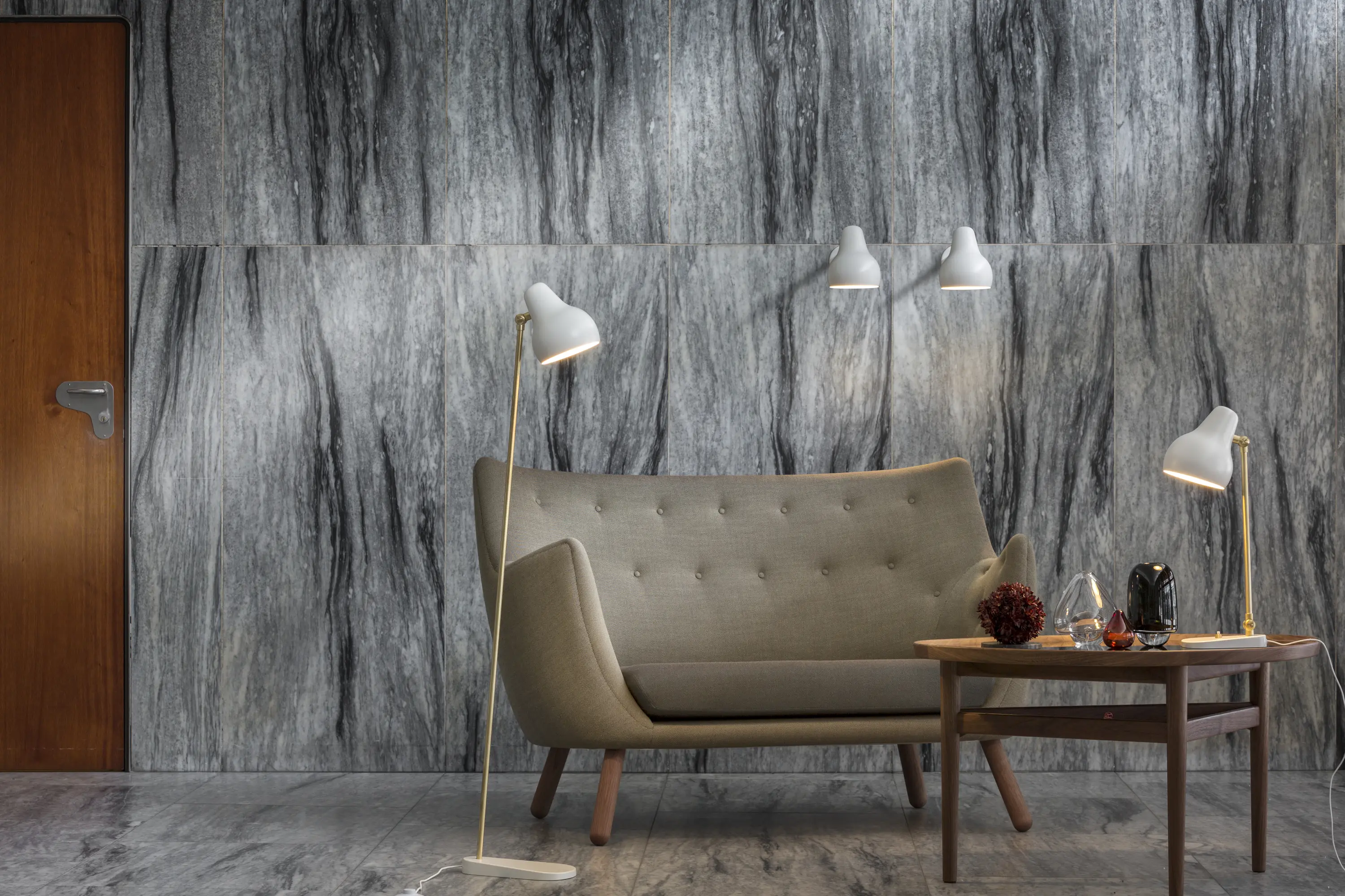 VL 38 Floor Lamp by Vilhelm Lauritzen | Louis Poulsen