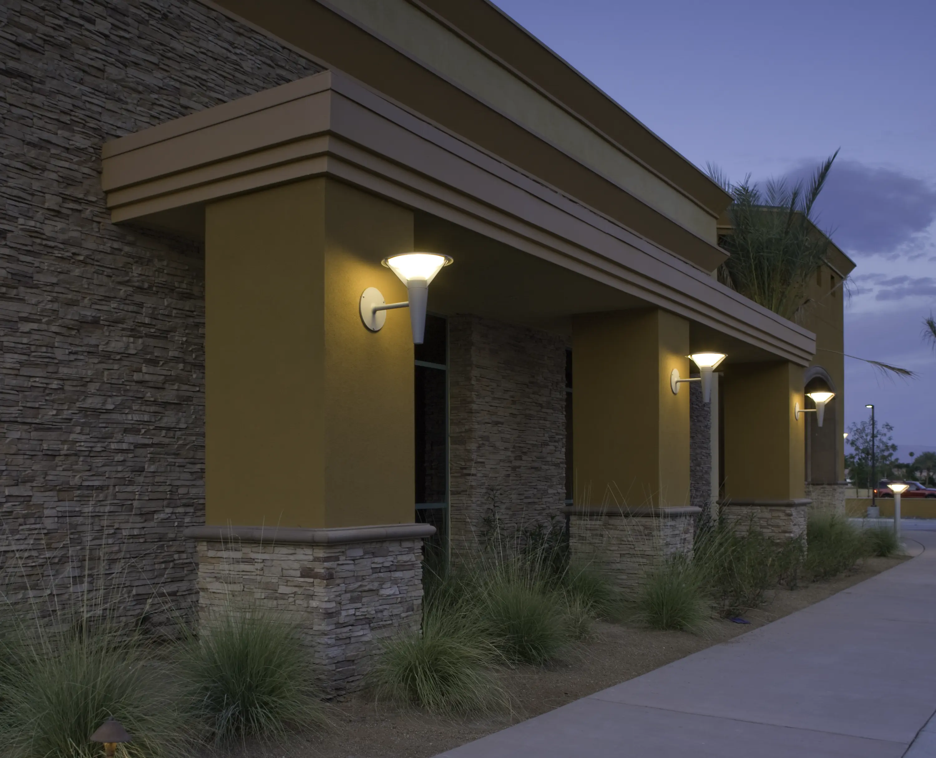 Kipp Wall Lamp