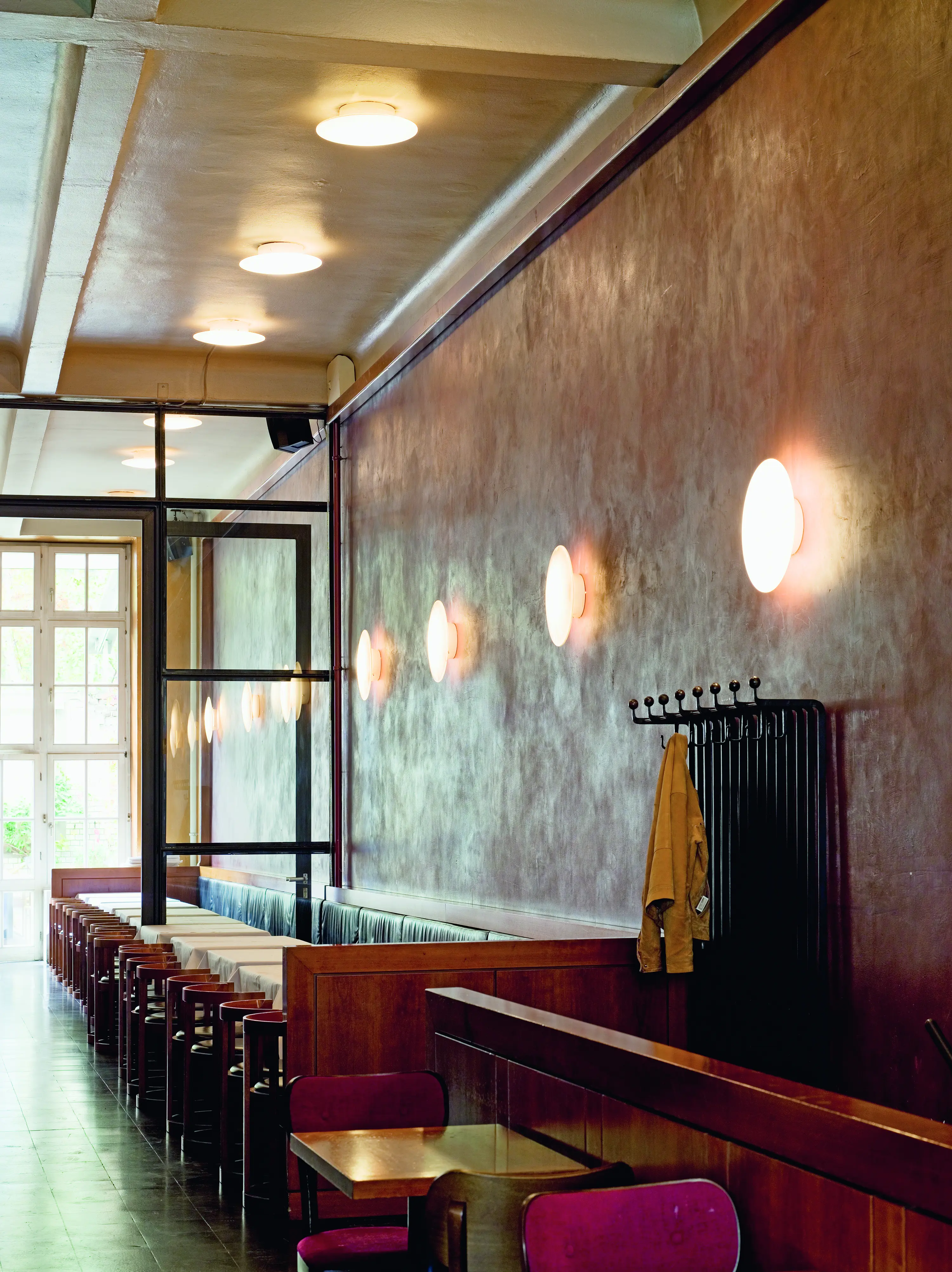 AJ Eklipta Wall Lamp
