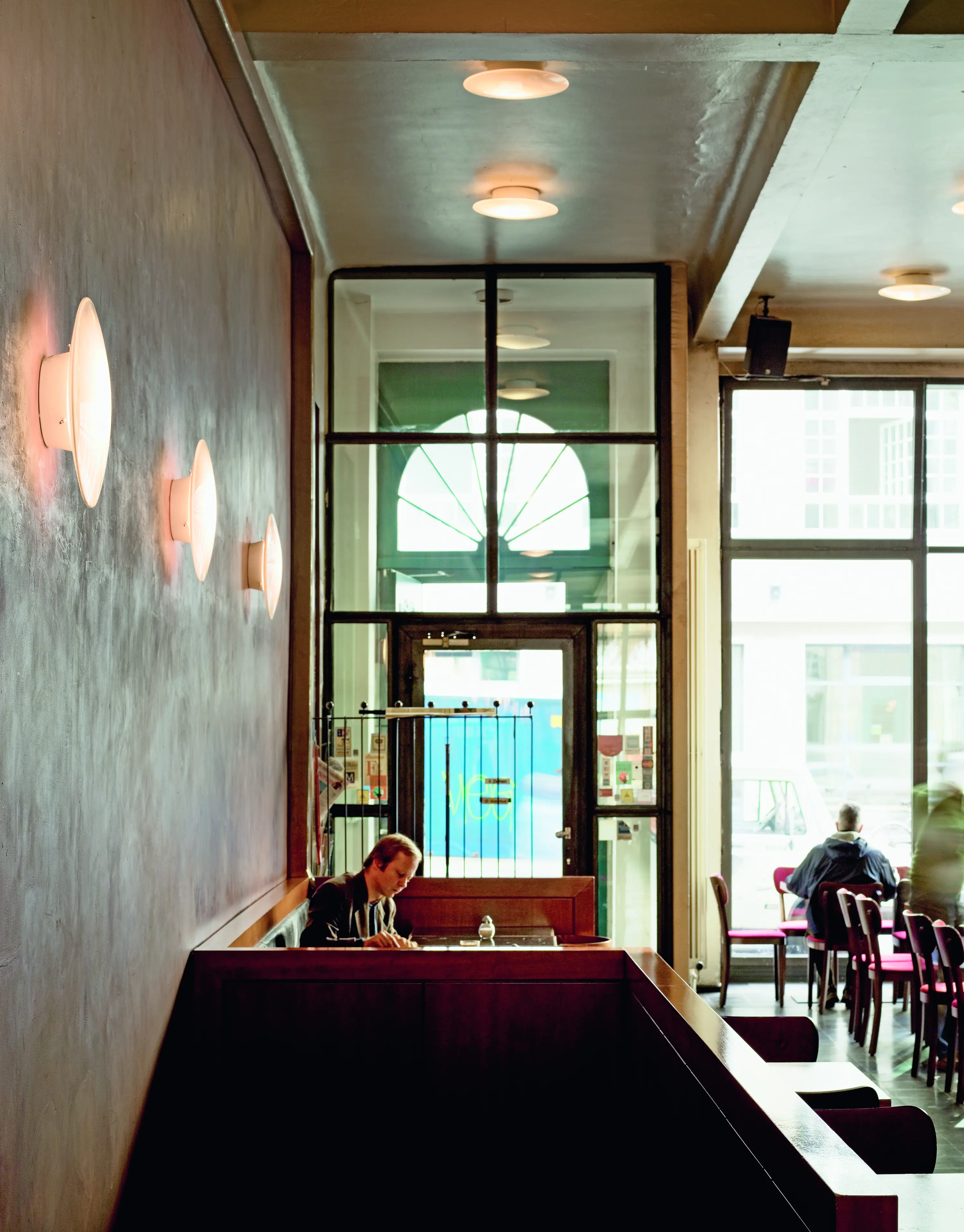 AJ Eklipta Ceiling Lamp by Arne Jacobsen | Louis Poulsen