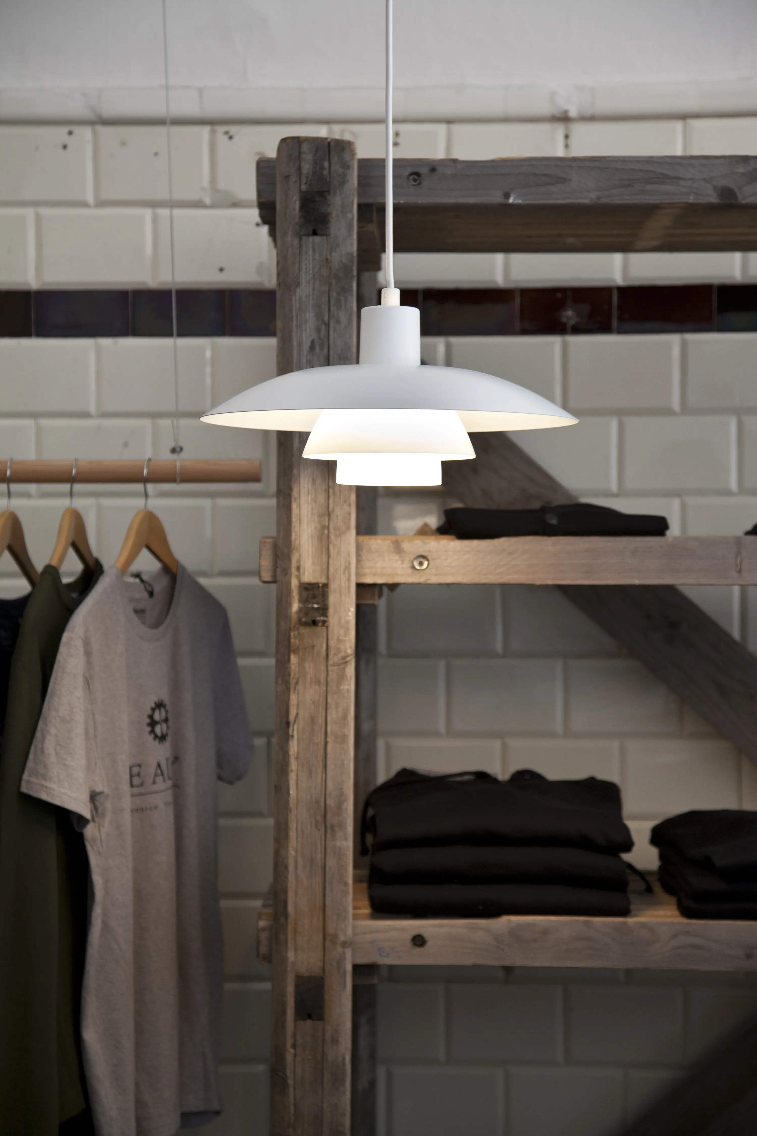 PH 4/3 ペンダント | ポール・ヘニングセン | Louis Poulsen PH 4/3 ペンダント | ポール・ヘニングセン | Louis Poulsen