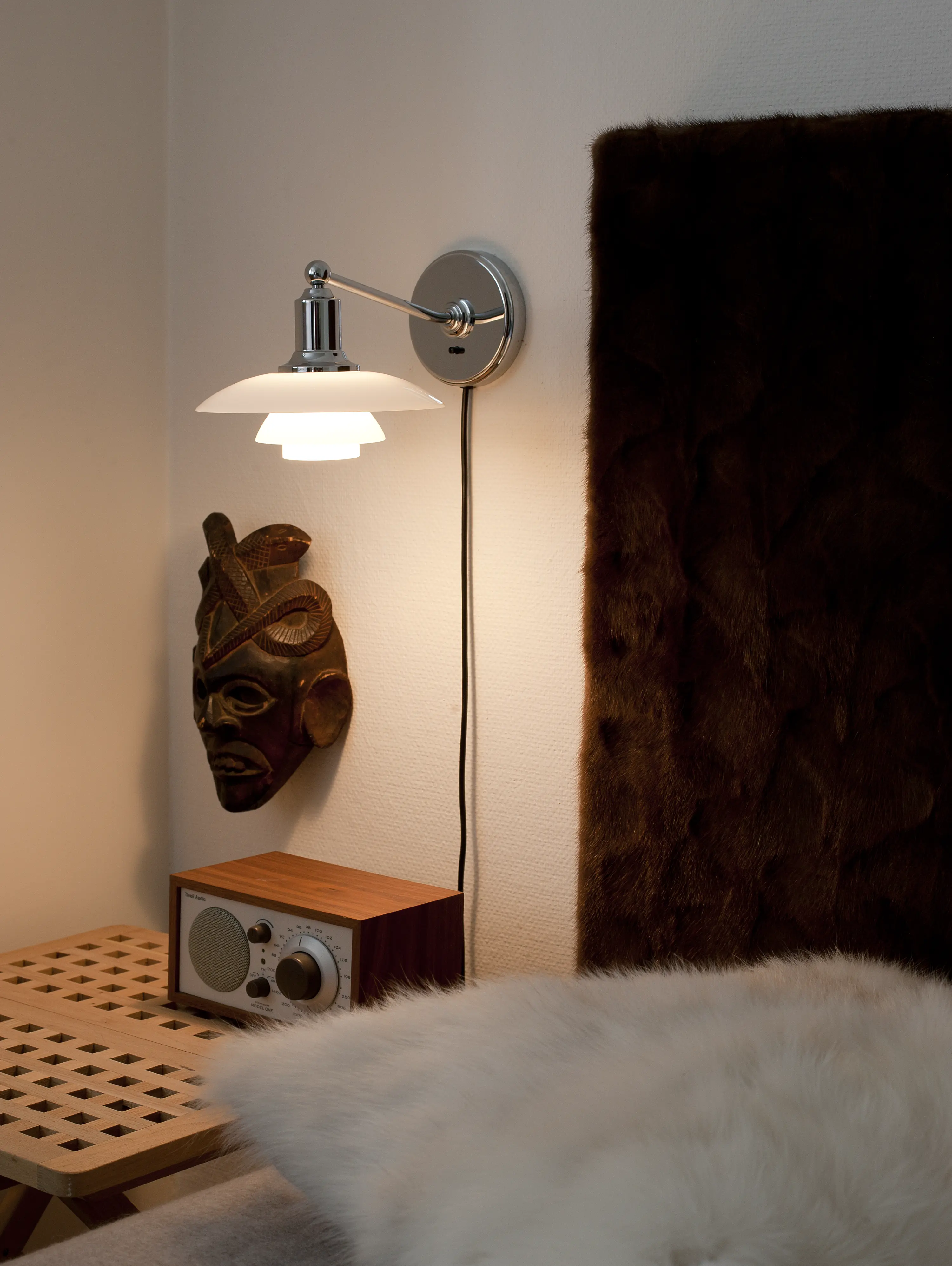 PH 2/1 Wall Lamp | Poul Henningsen | Louis Poulsen
