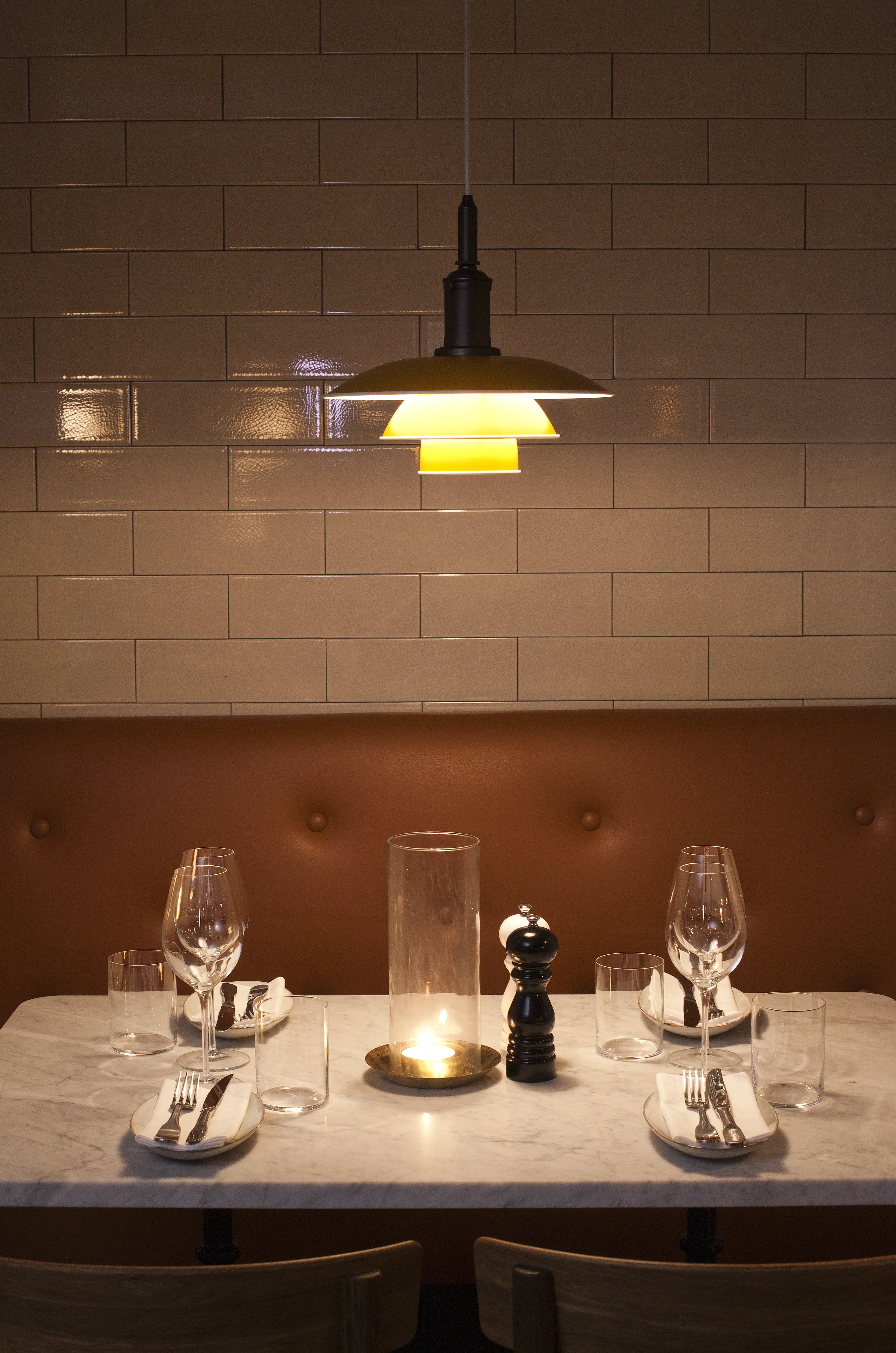PH 3½-3 Metal Pendant (US)