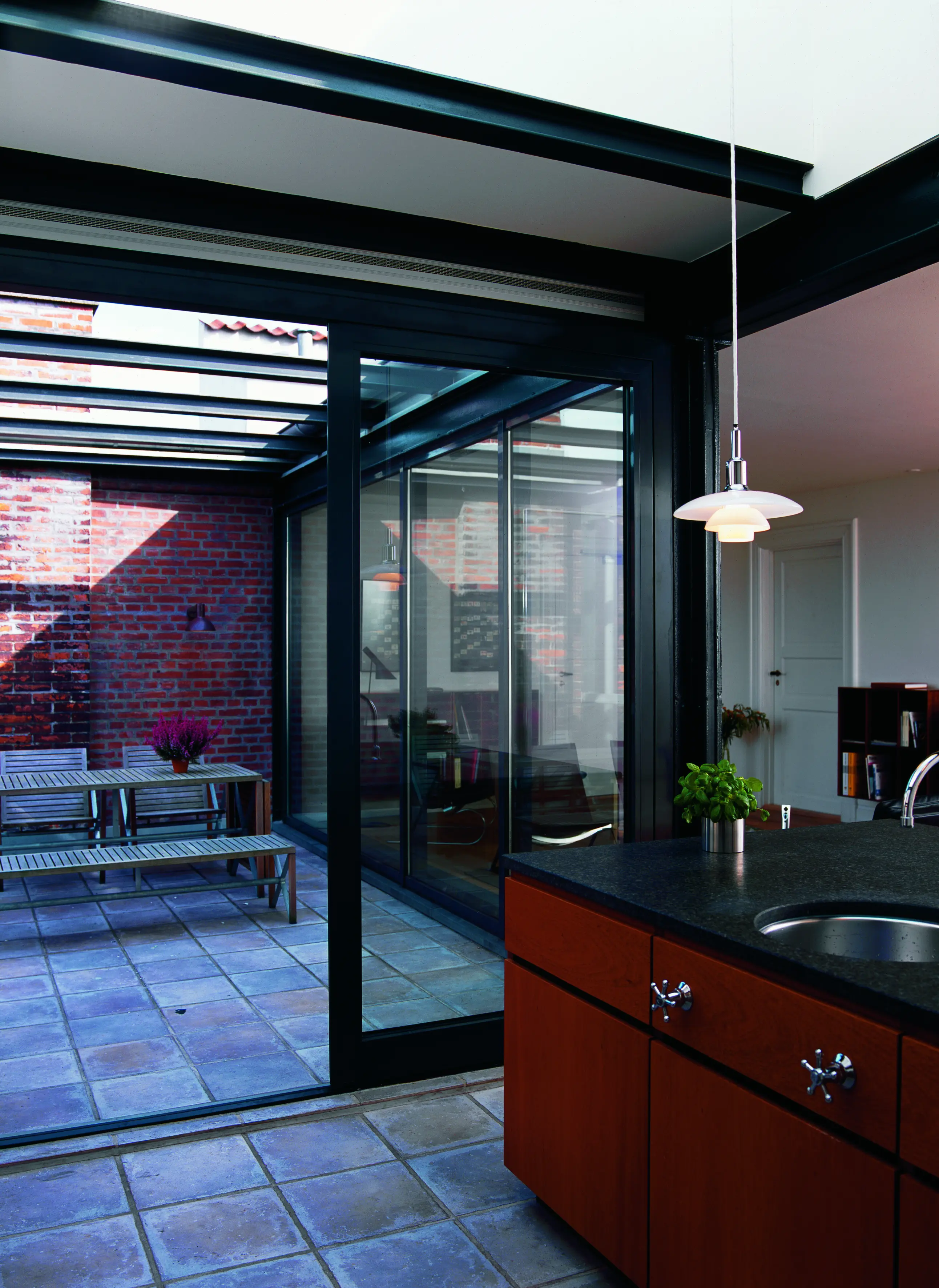 PH 3/2 Pendant - Glare-Free Lighting Design | Louis Poulsen