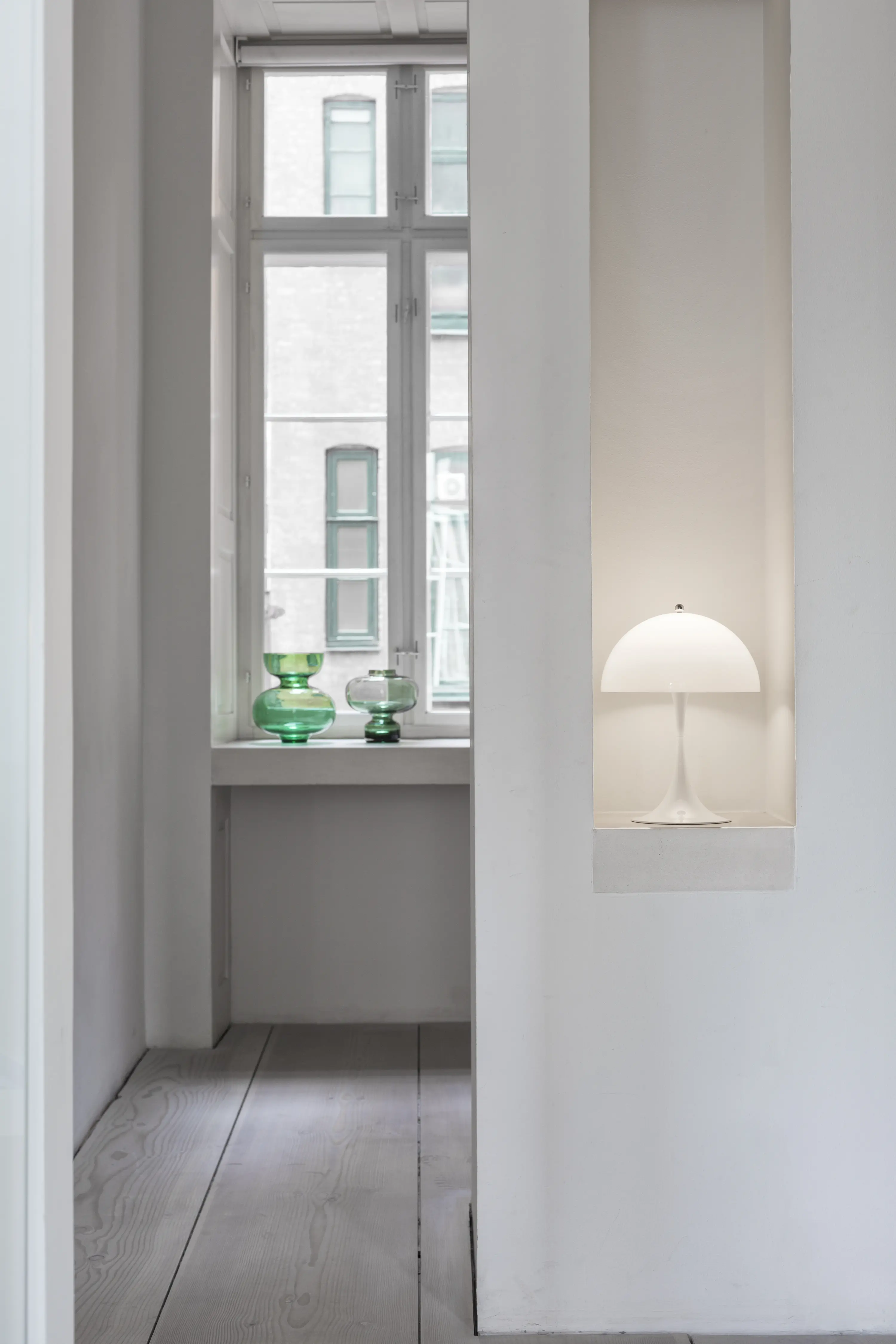 Panthella 250 Portable Lamp