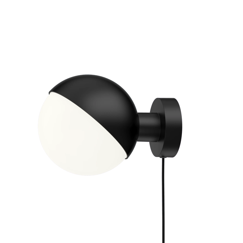 VL Studio Wall Lamp