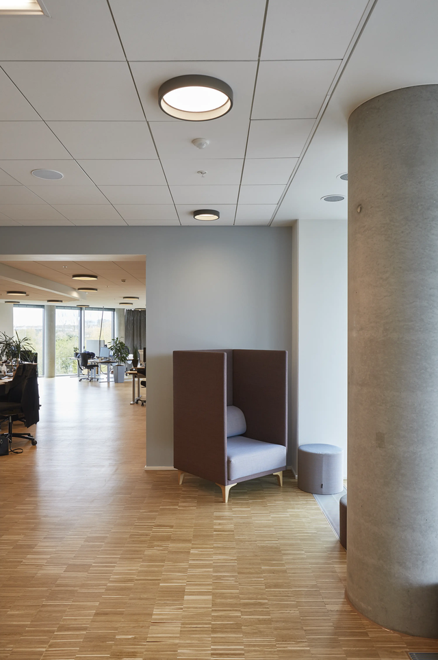 LP Circle Semi Recessed