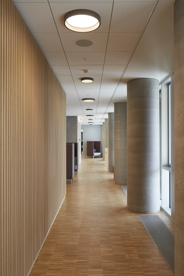 LP Circle Semi Recessed