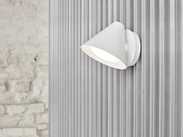 Keglen Wandlamp