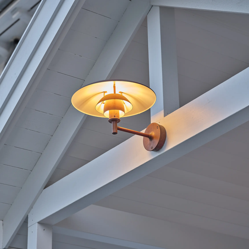 PH 4½-3 Outdoor Wall Lamp