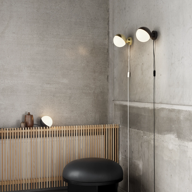 VL Studio Wall Lamp