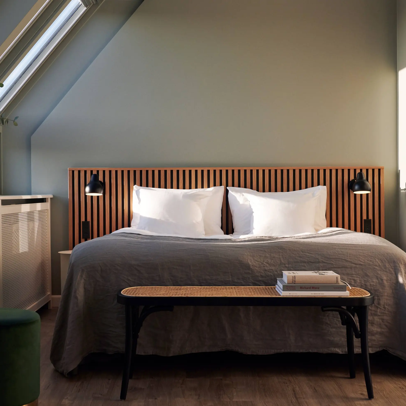 VL 38 Wall Lamp