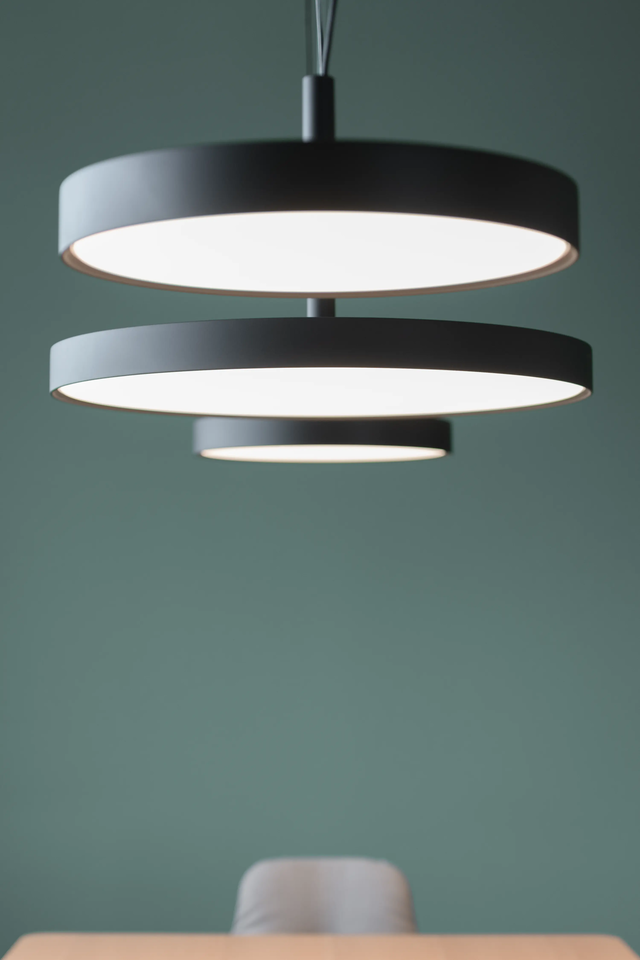 LP Slim Round Suspended