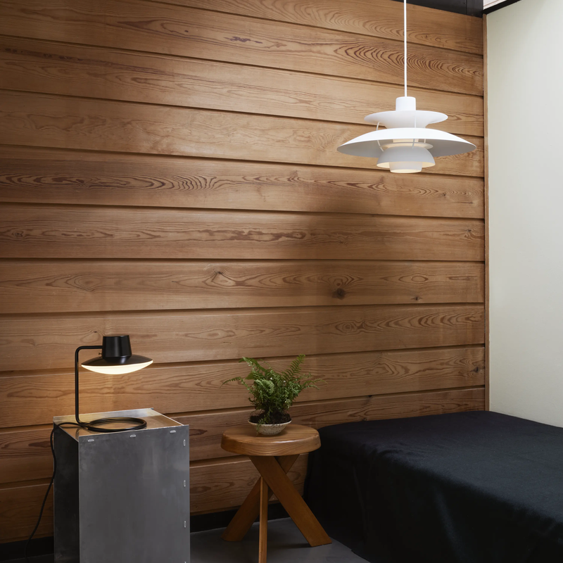 AJ Oxford Table Lamp
