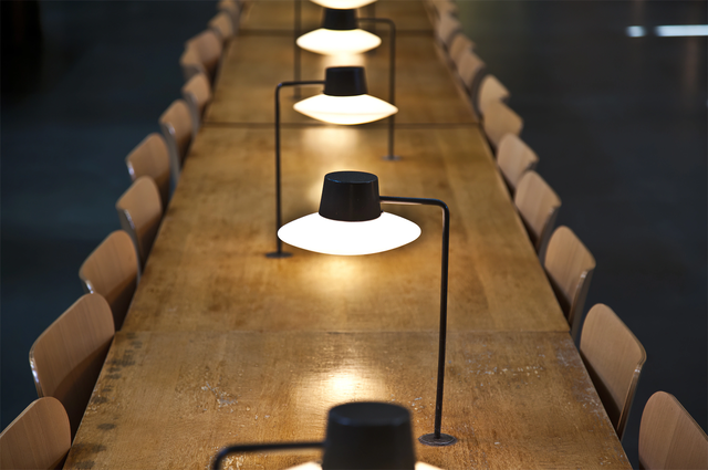 AJ Oxford Table Lamp