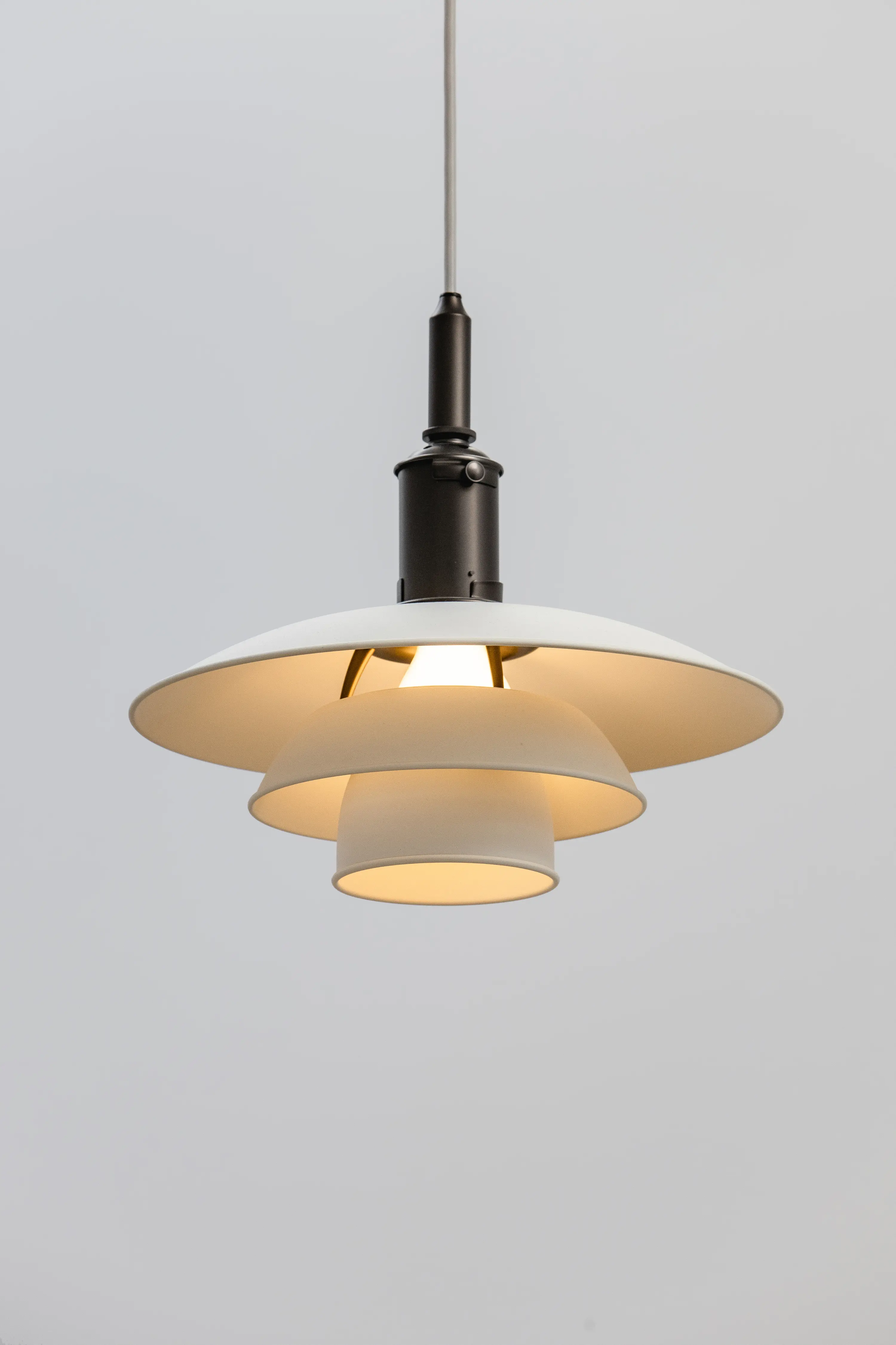 PH 3½-3 Metal Pendant (US)