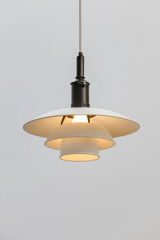 PH 3½-3 Metal Pendant (US)