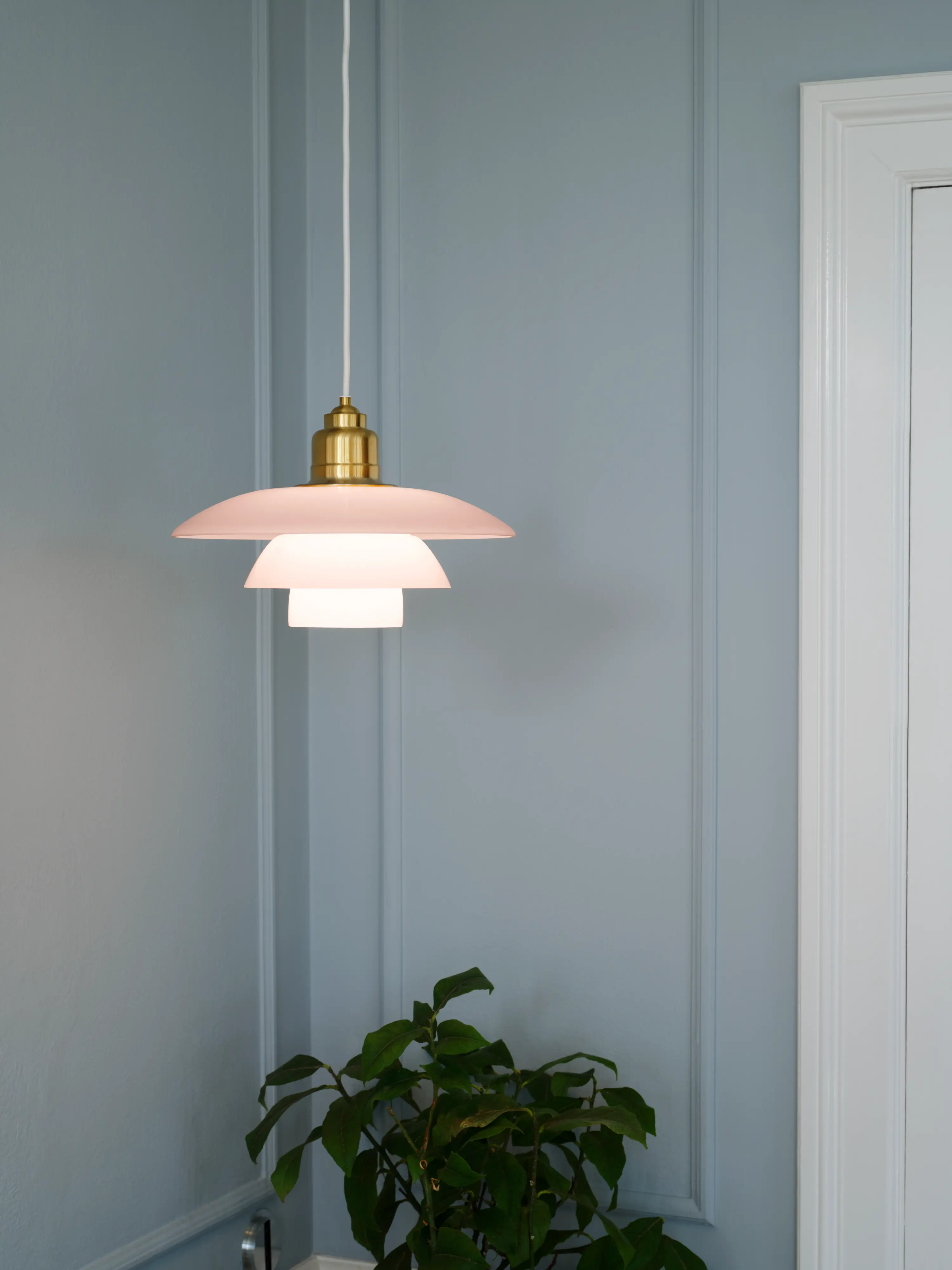 【Louis Poulsen】PH 3½-3 PALE ROSE（シェードのみ） PH 3/3 ペンダント - ペール・ローズ ｜ルイスポールセン公式 | Louis