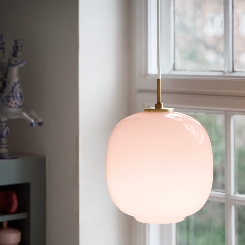 VL 45 Radiohus Pale Rose Pendant