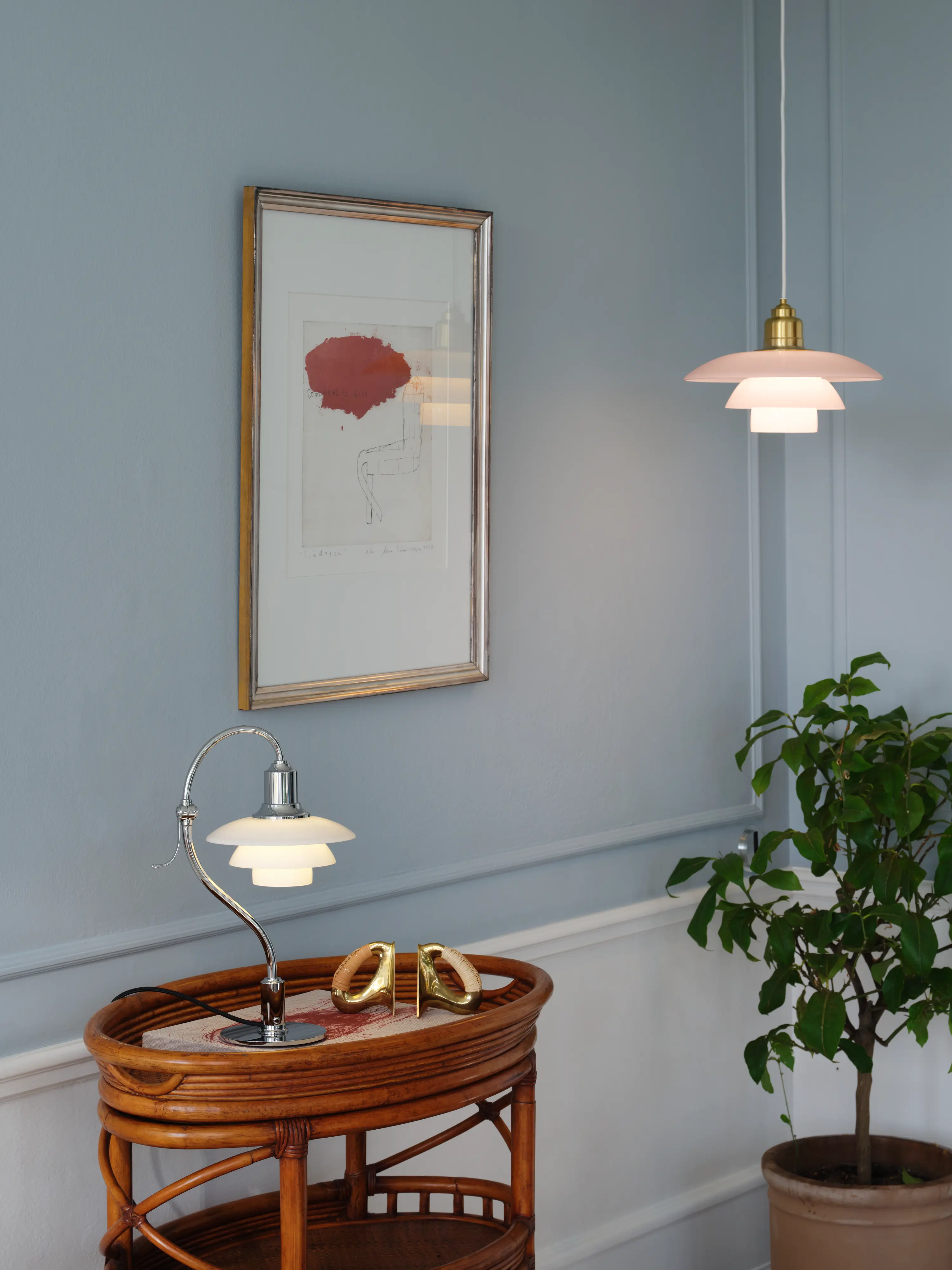 PH 3½-3 Pale Rose Brass Pendant | Louis Poulsen