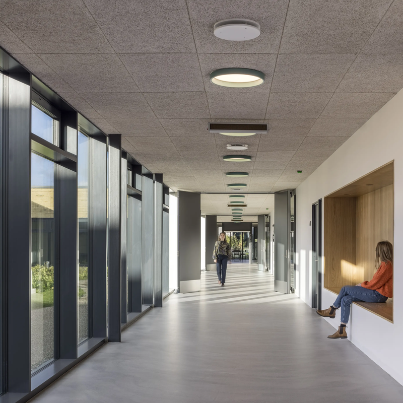 LP Circle Semi Recessed