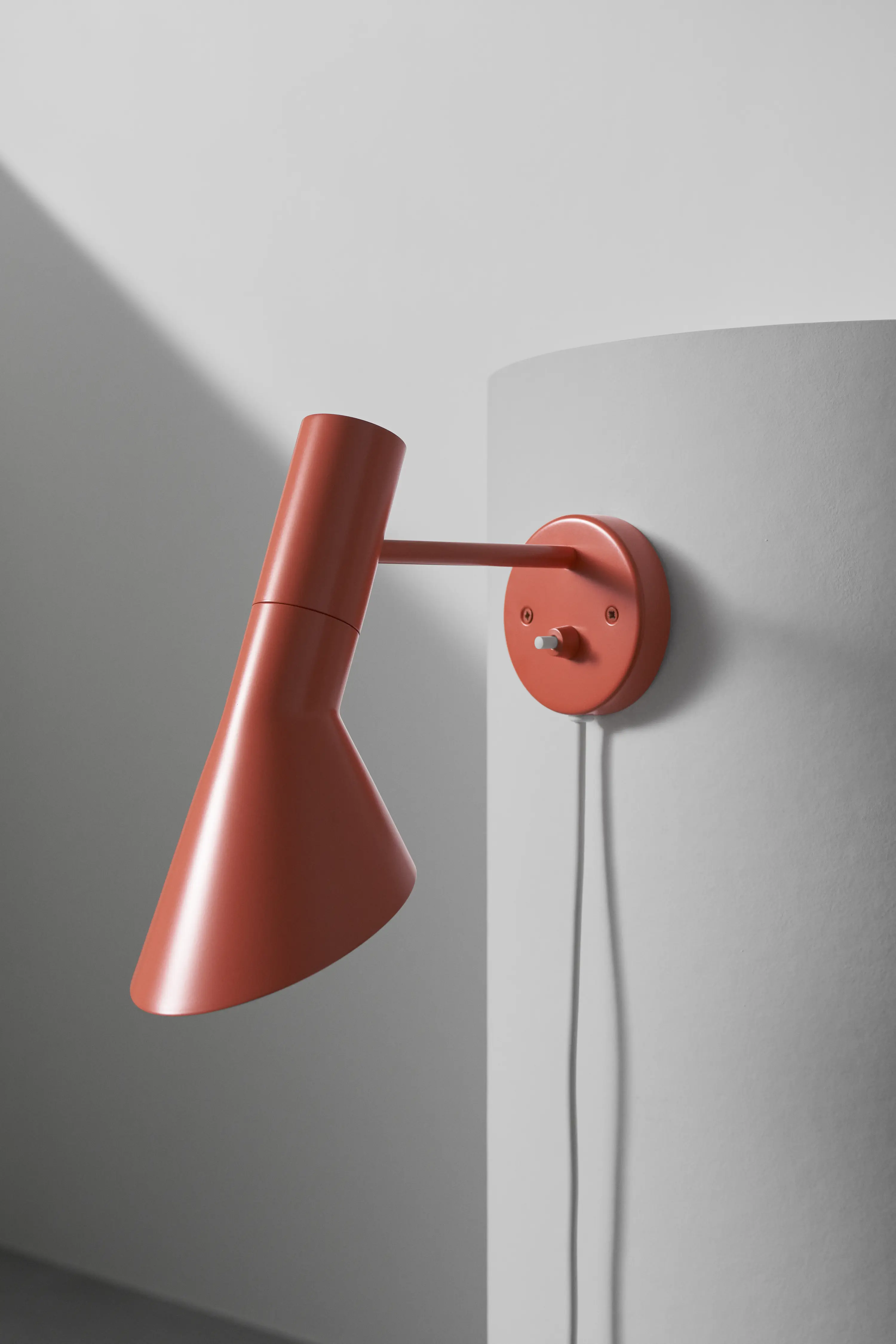 AJ Wall Lamp