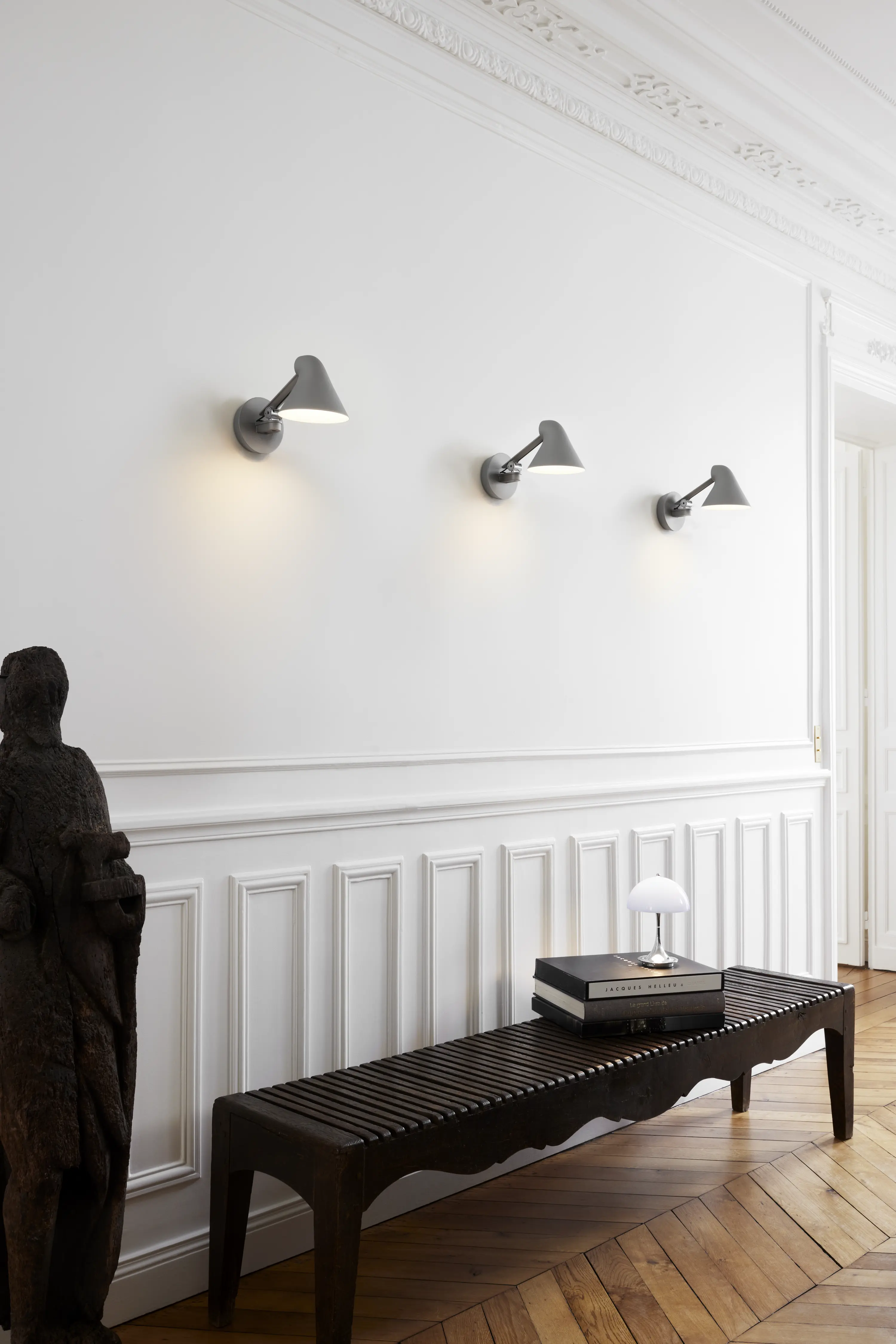 NJP Wall Lamp by Oki Sato | Adjustable Light | Louis Poulsen