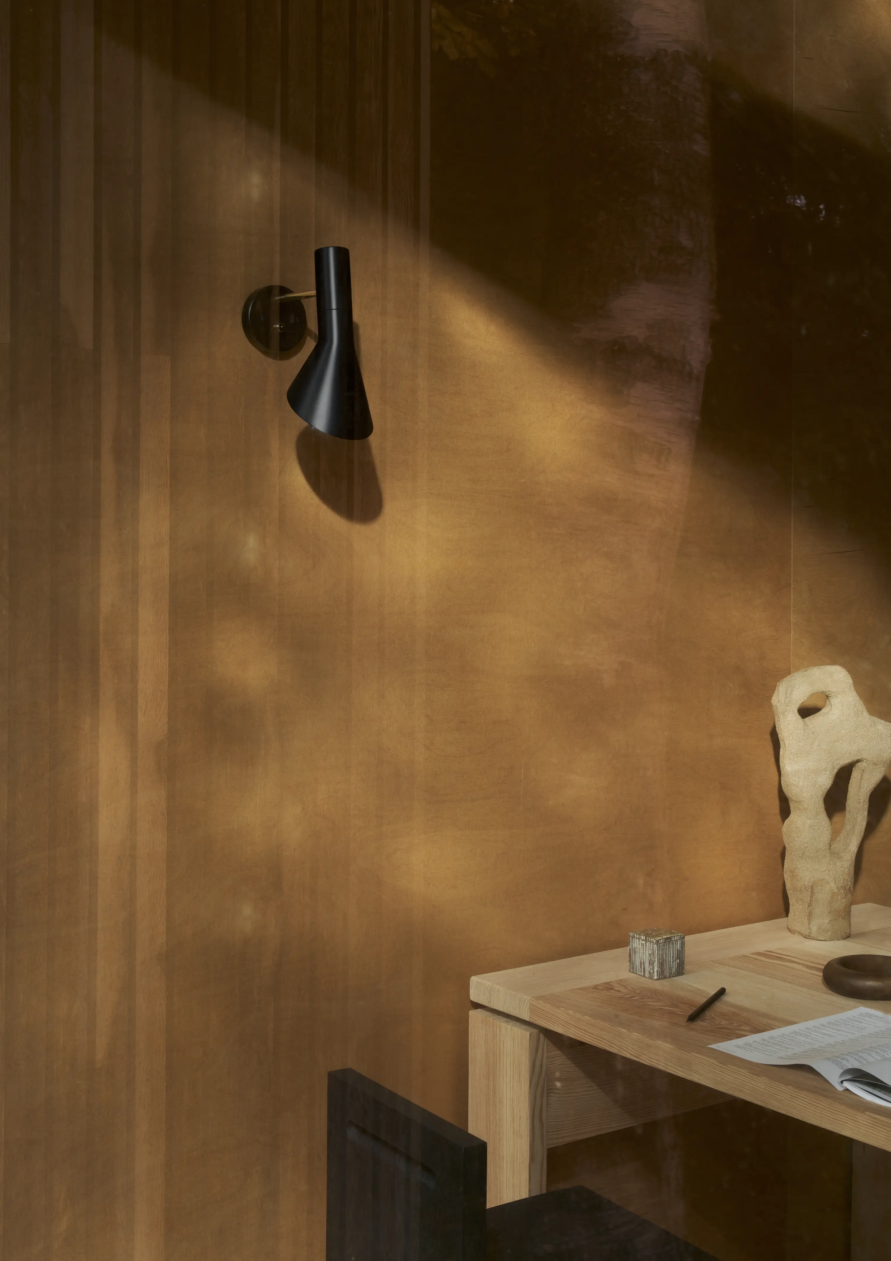 AJ Wall sconce - Functional Brilliance | Louis Poulsen US