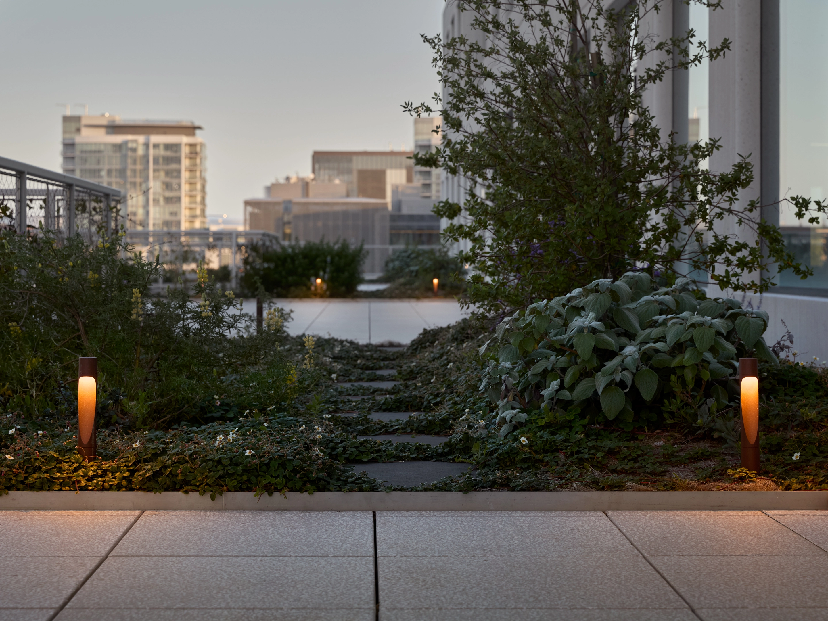 Flindt Garden Bollard