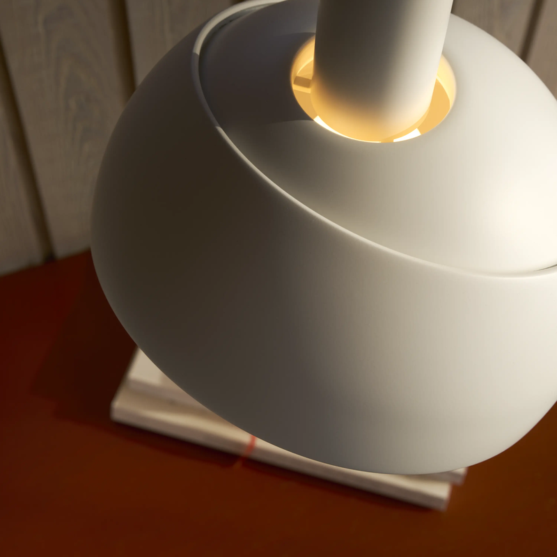 FJ Elements Table Lamp