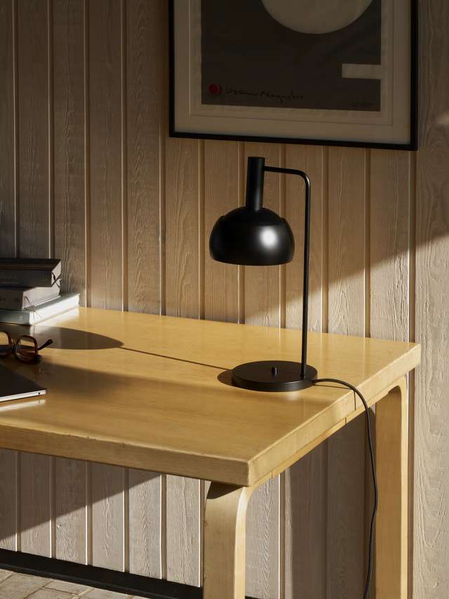FJ Elements Table Lamp
