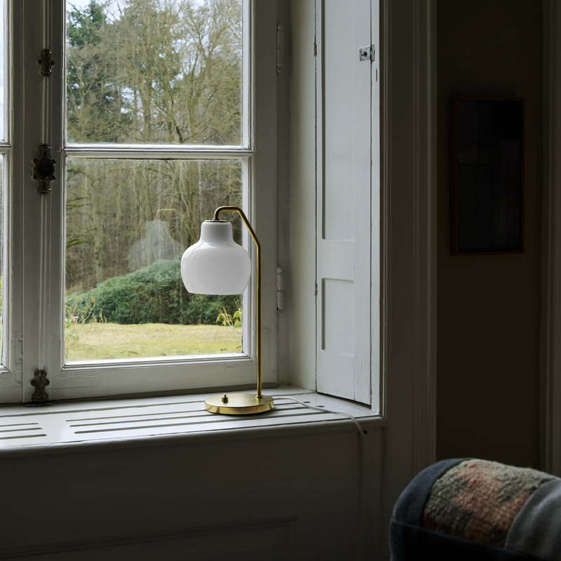 VL Ring Crown Table Lamp