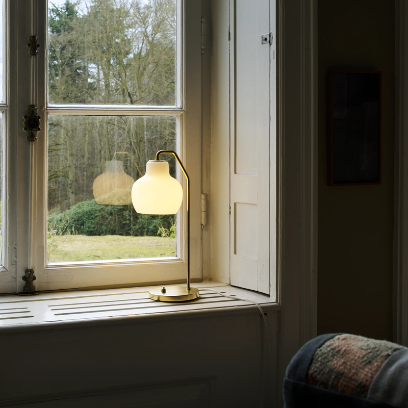 VL Ring Crown Table Lamp