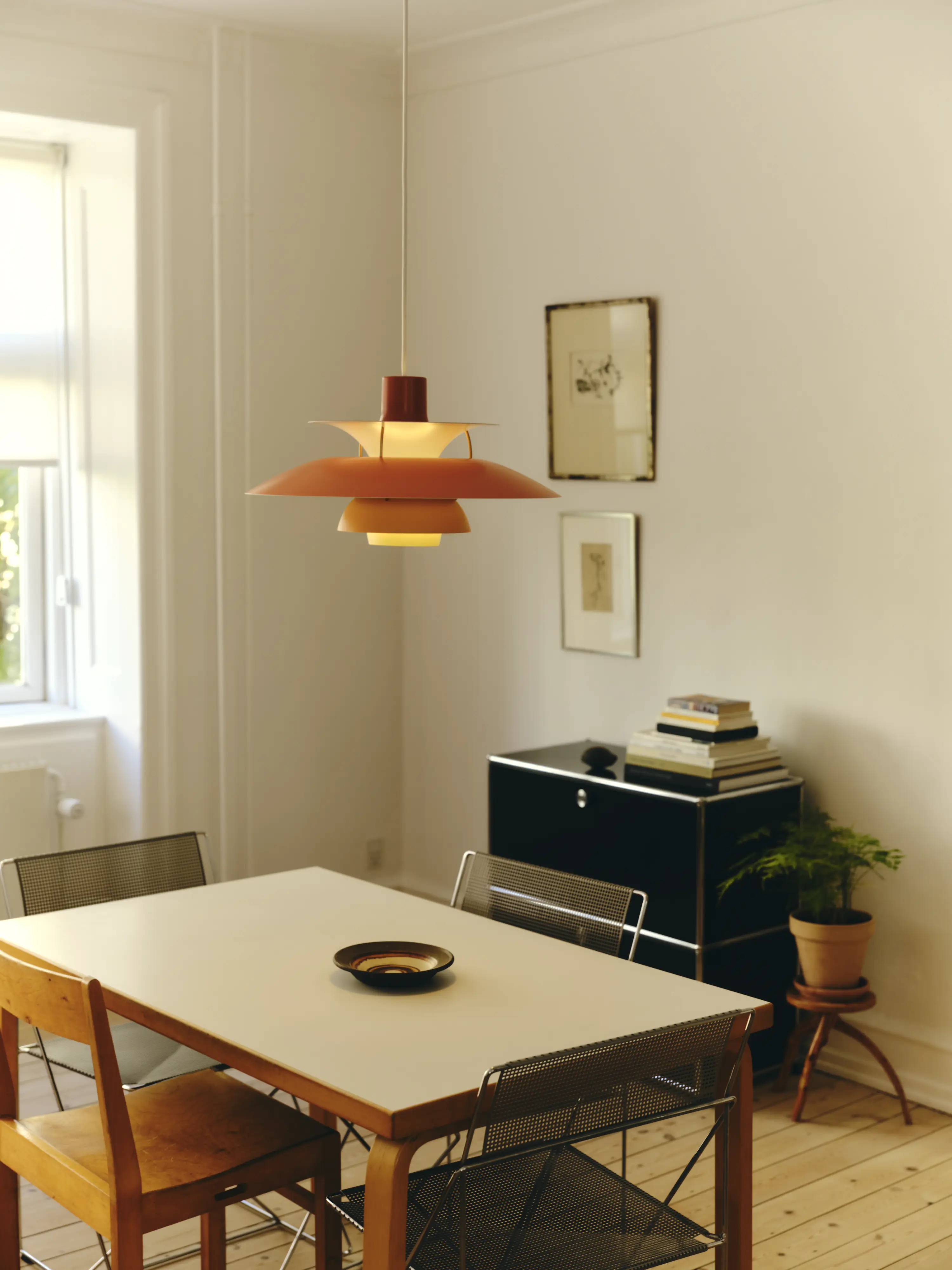 Louis Poulsen PH 5 ペンダントライト PH 5 Lamp – Icon of Danish Design | Louis Poulsen