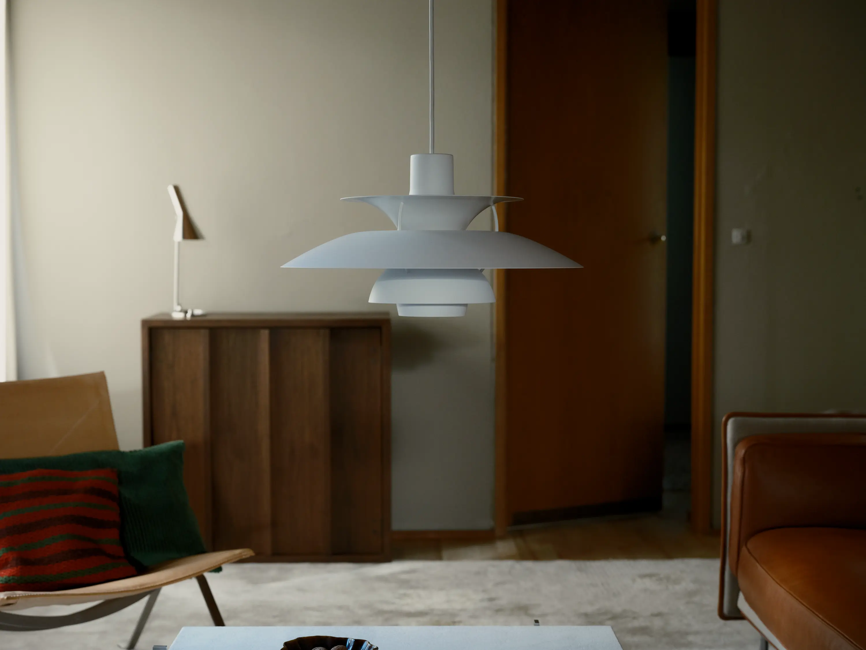 PH 5 | ルイスポールセン公式 — Louis Poulsen