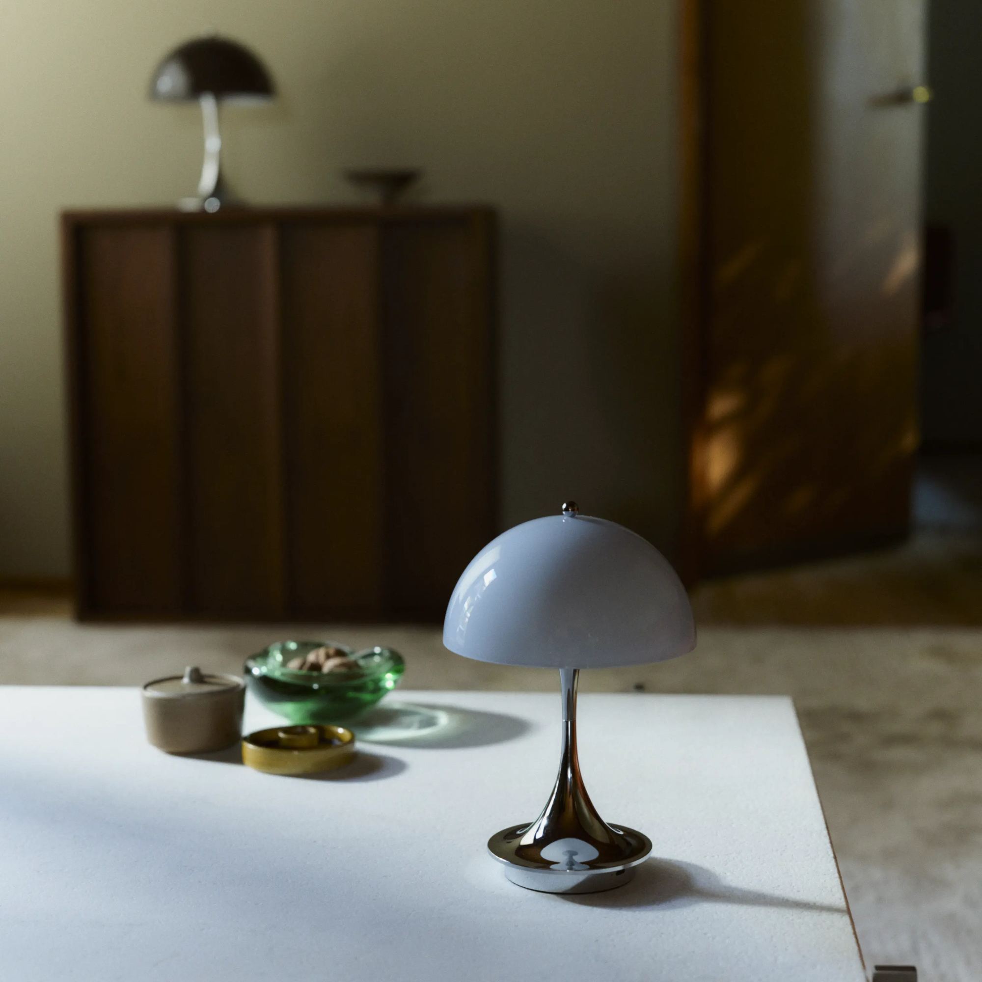 Panthella 160 Portable Lamp | Portable Light Solution | Louis Panthella 160 Portable Lamp | Portable Light Solution | Louis
