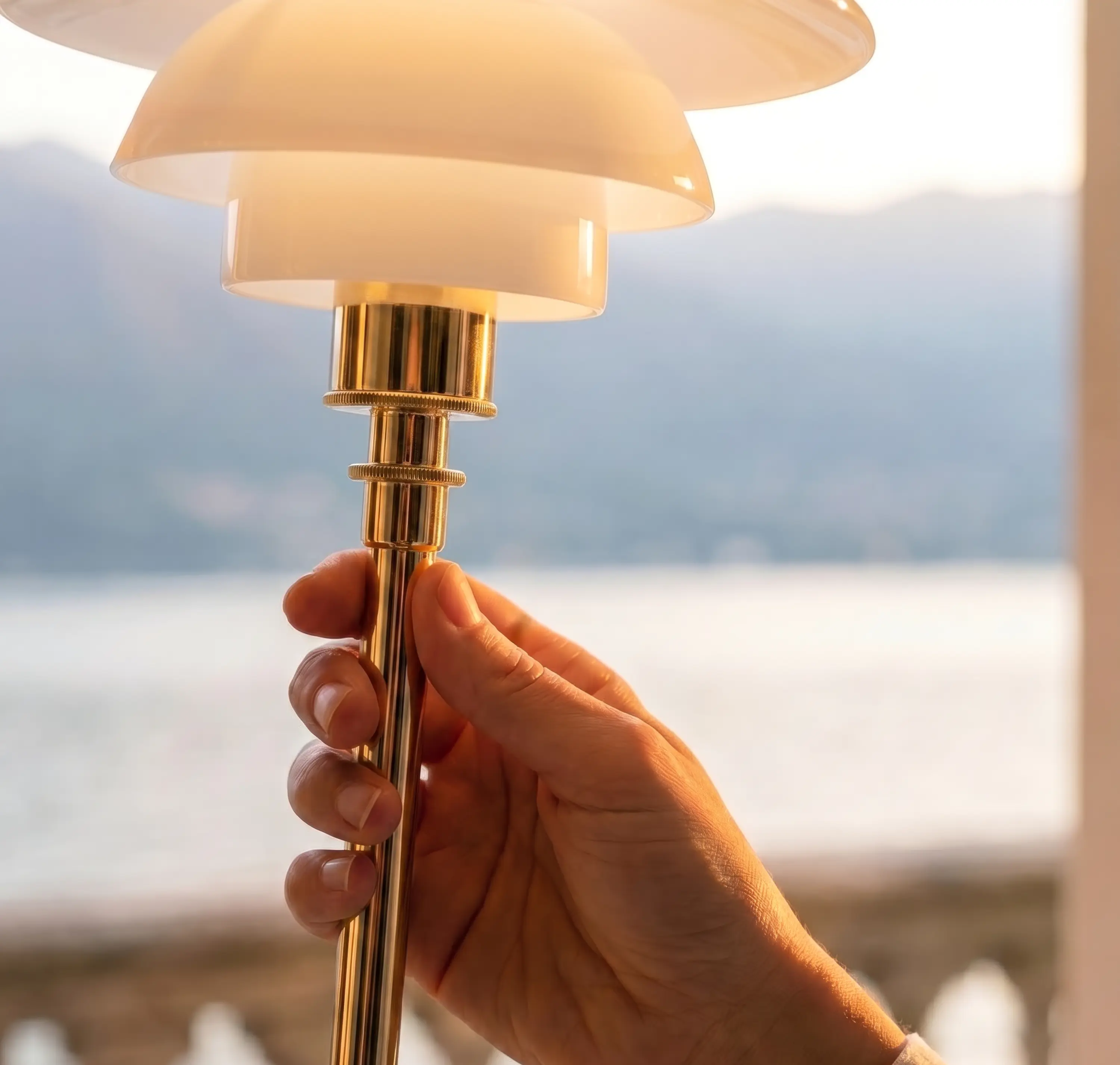 PH 1/1 Portable Lamp – Poul Henningsen | Louis Poulsen