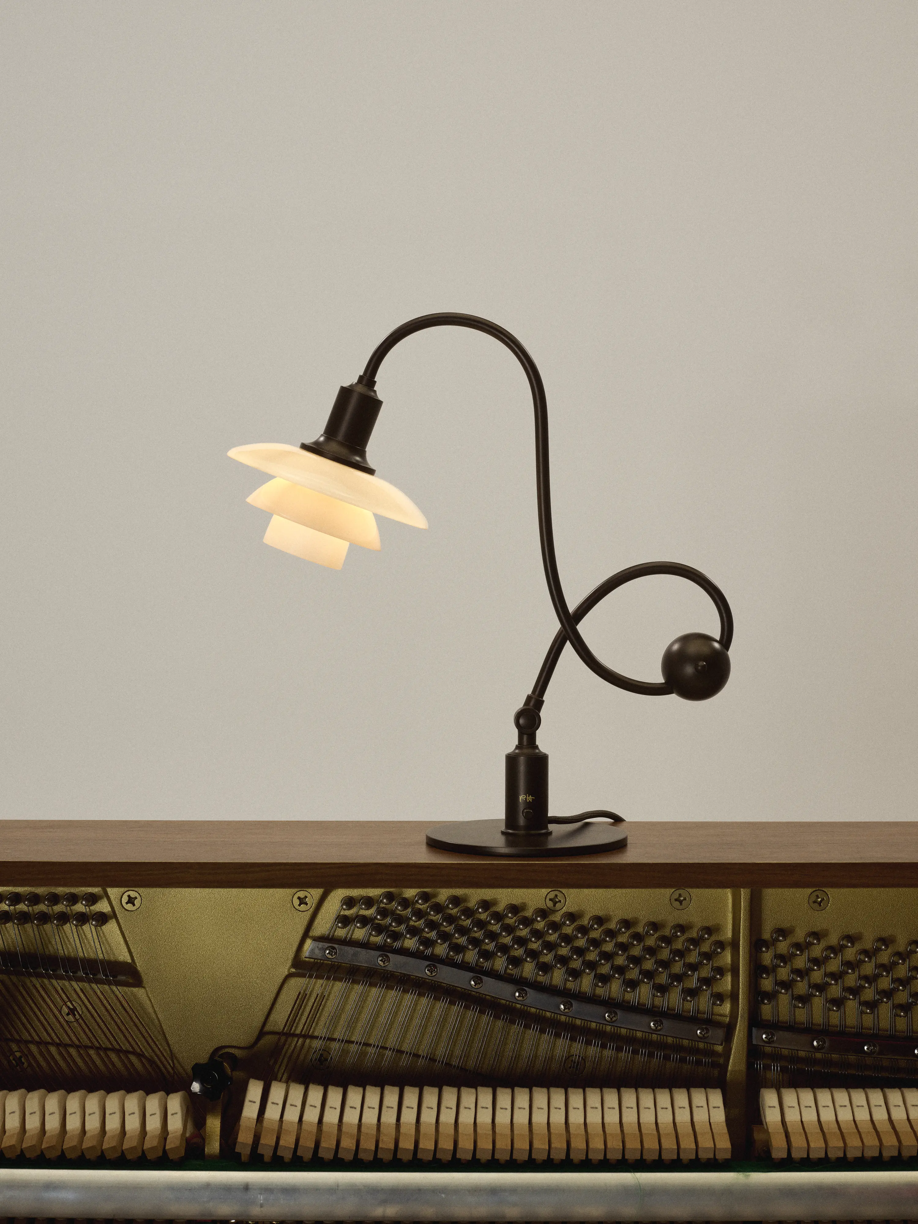 PH 1/1 Piano Table Lamp