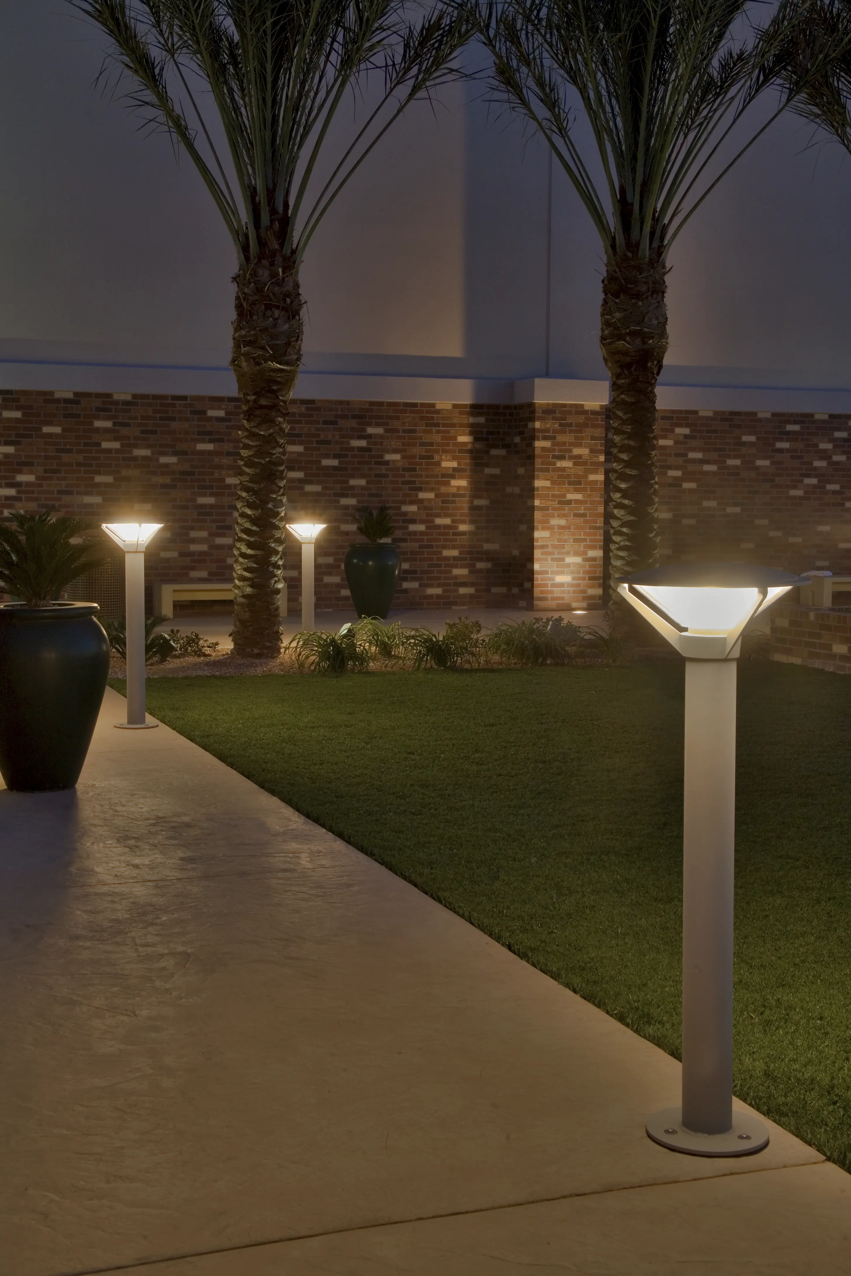 Kipp Bollard