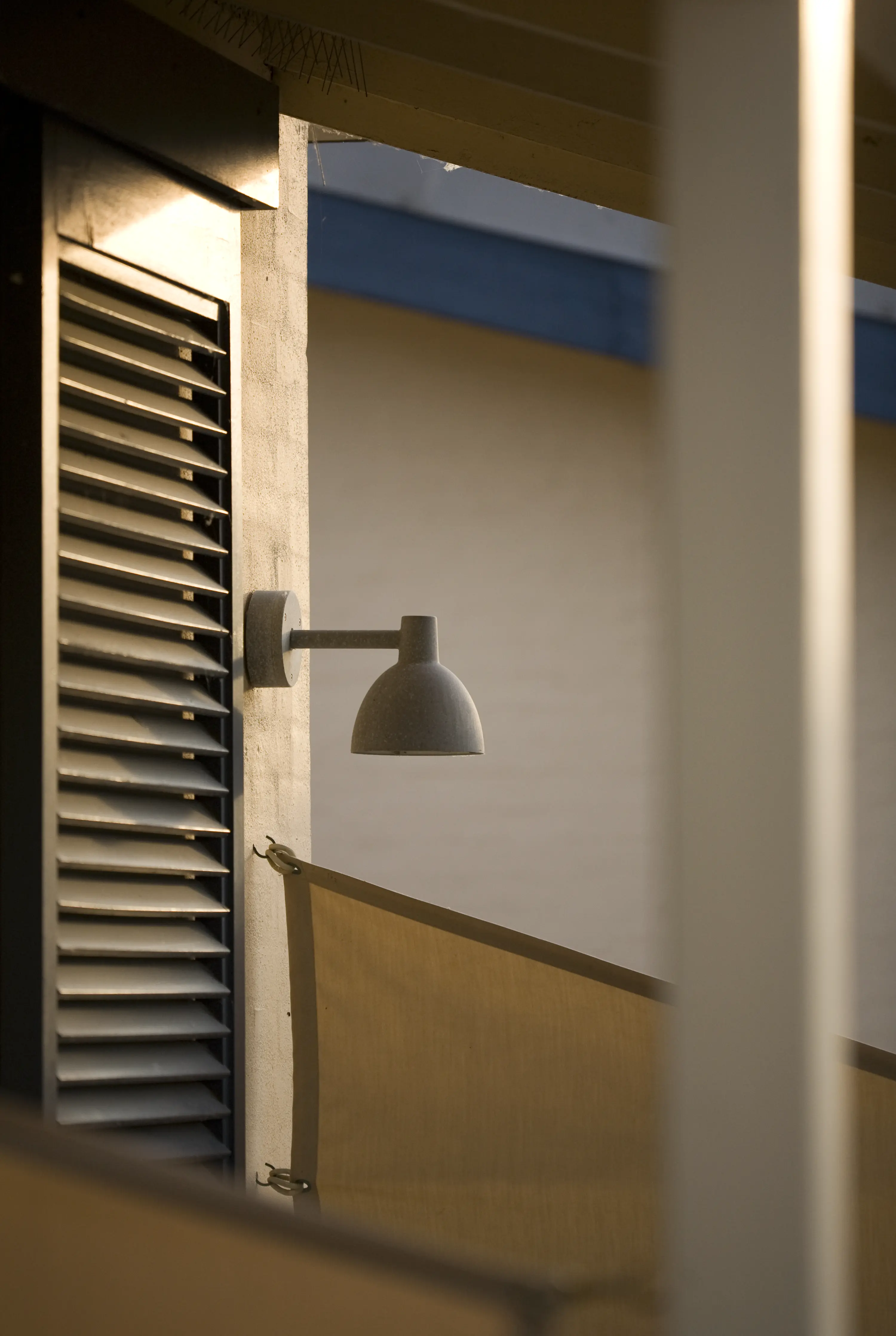 Toldbod 155 Wall Lamp | Outdoor Lighting | Louis Poulsen